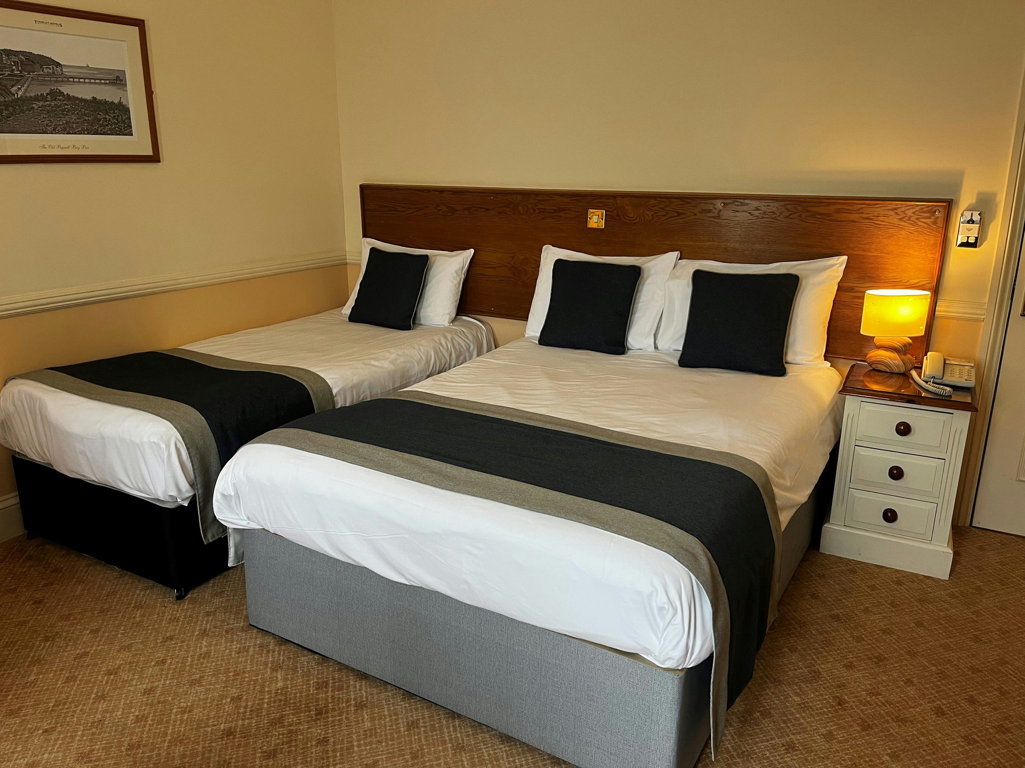 GGXGsL7tUyBFrDku2usTg_family_x_S