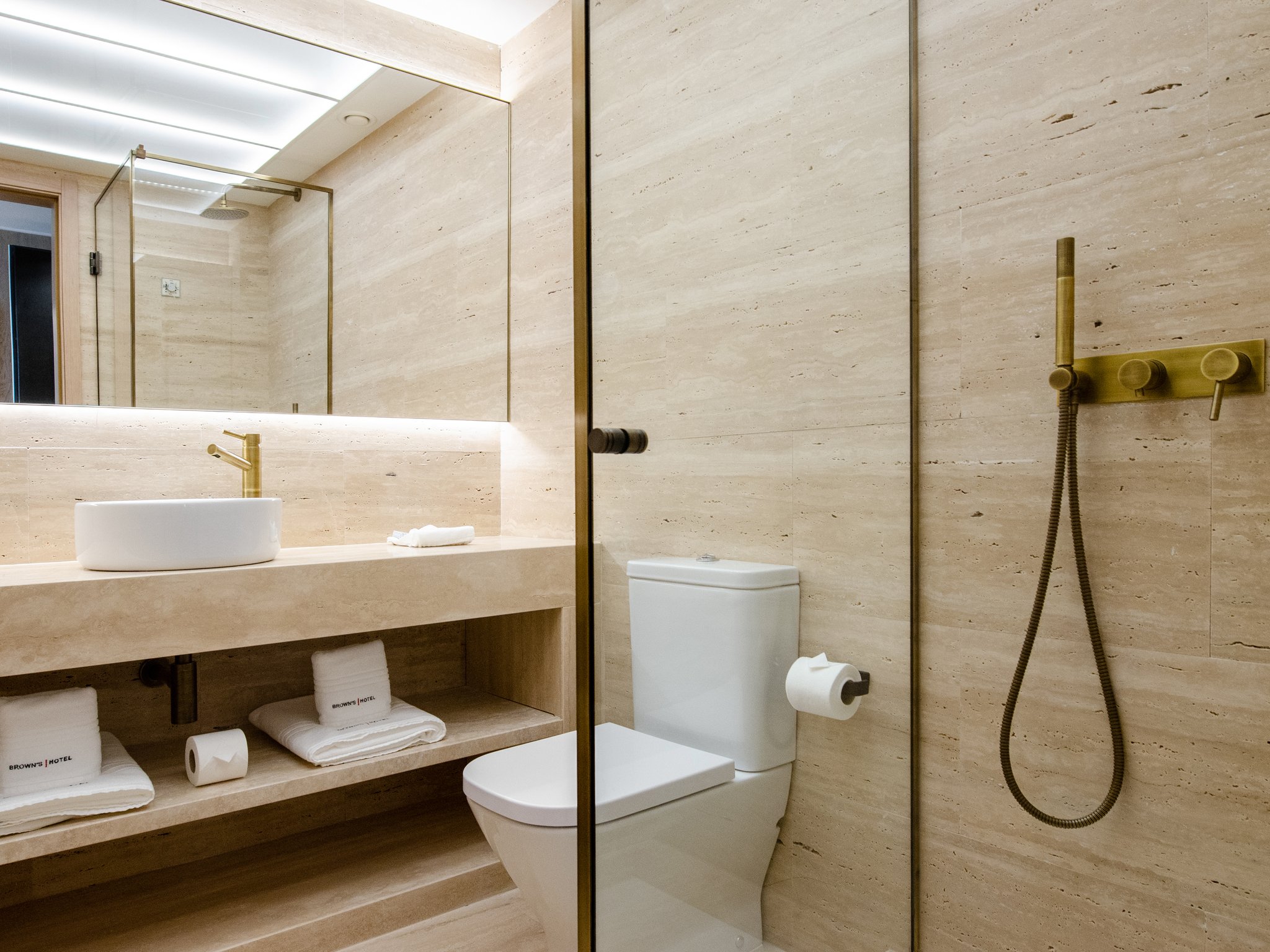 Contemporary_Standard_Small_Room_Bathroom13_S