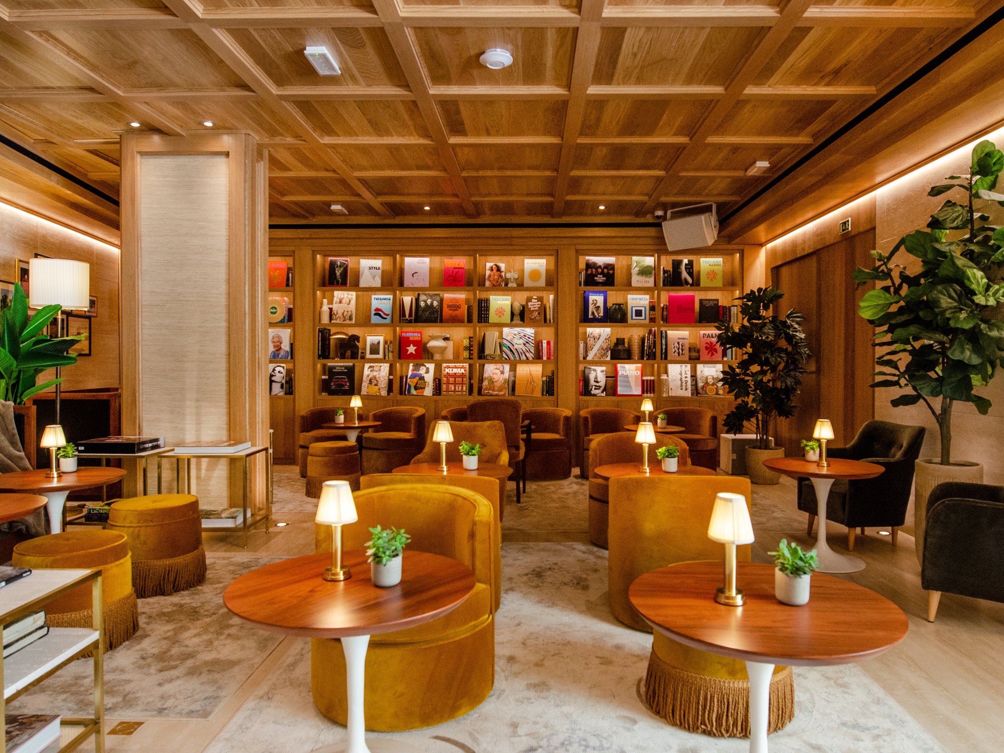 Library_and_Honesty_Bar_S