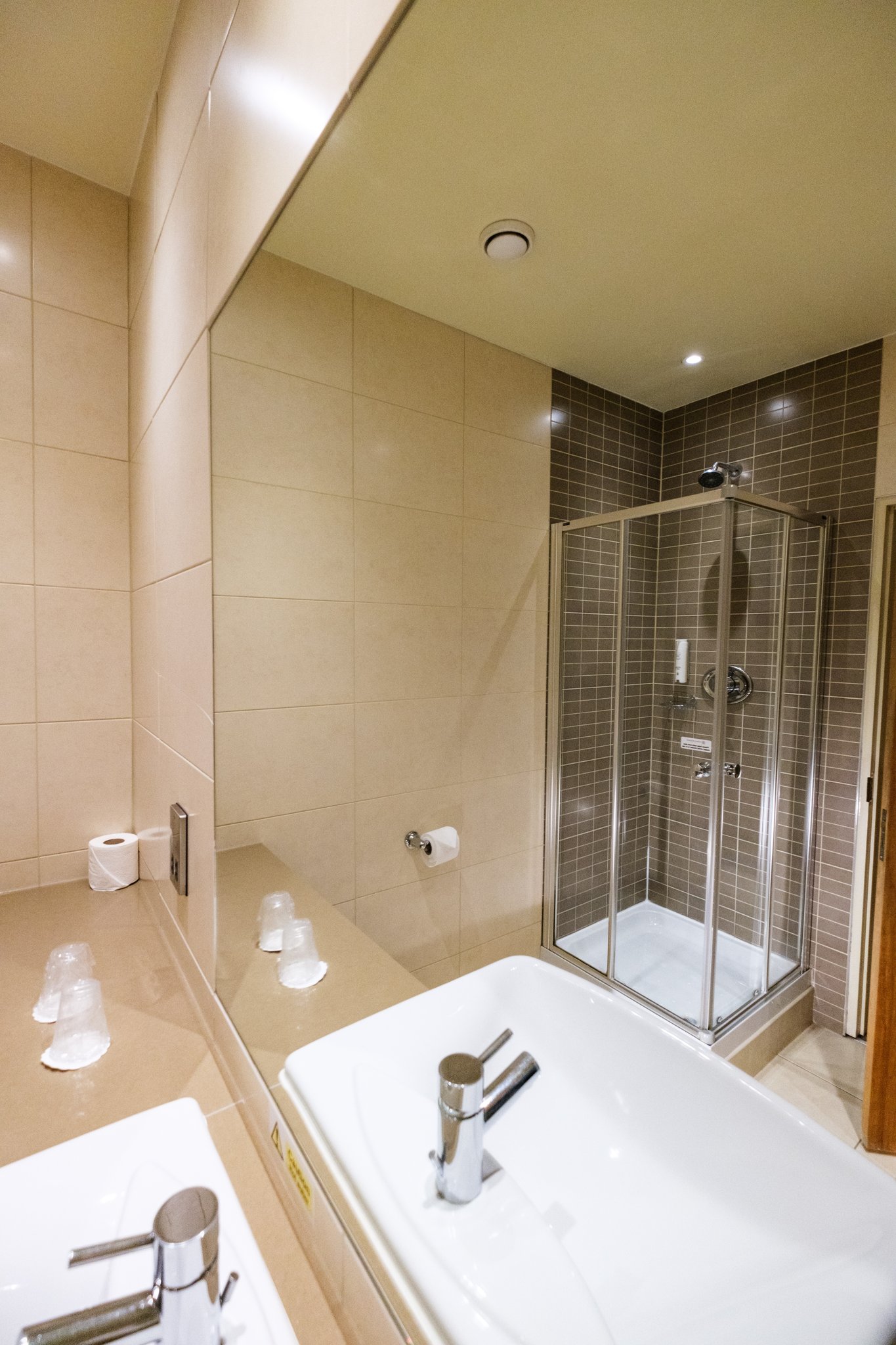 nGcsGUvqqk2jEVcoQxc0nw_Executive_Wash_Area_S