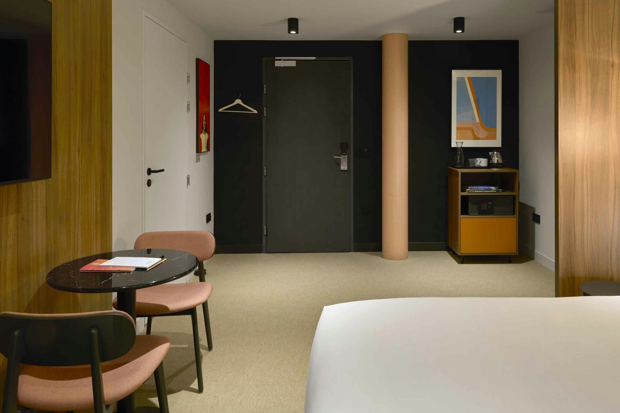 89c4pTuj0imyqP3n5irZw_Snooze_Room_(5)_S