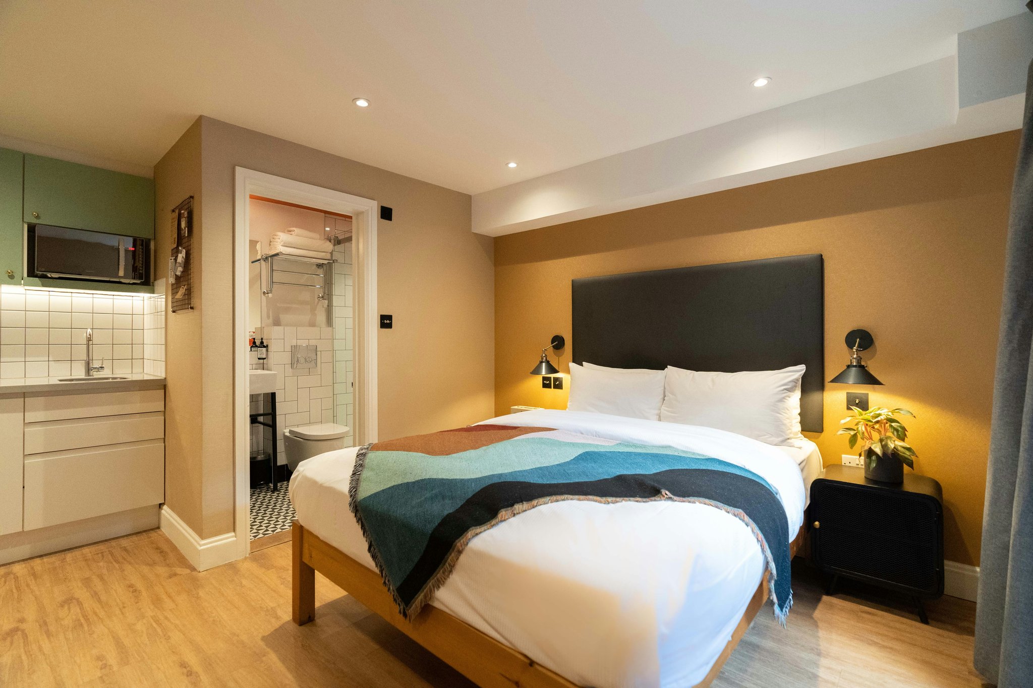K2LMSKKYOUaKzT9JoUVEQ_Studio_Townhouse_(2)_S