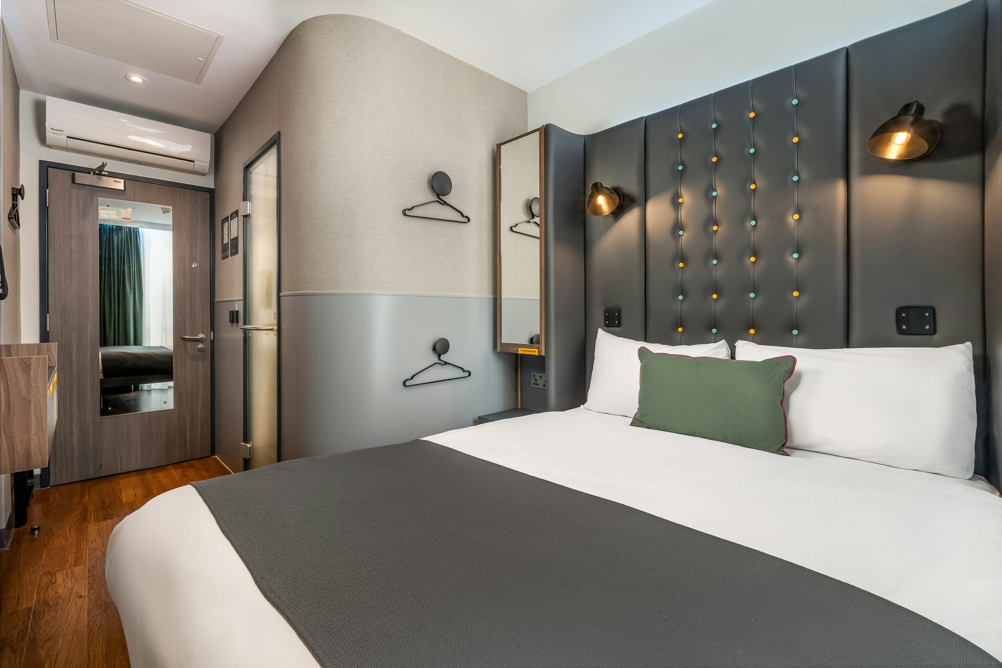 kDEnrrQWjkCZ56fPhBUW2w_Shoreditch_Cosy_Double_____S