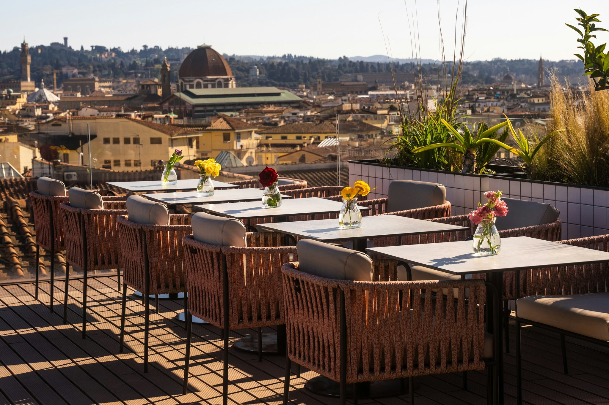 E9rOqxItXkG2VHNKMVVt8A_The_Social_Hub_Florence_Lavagnini__S