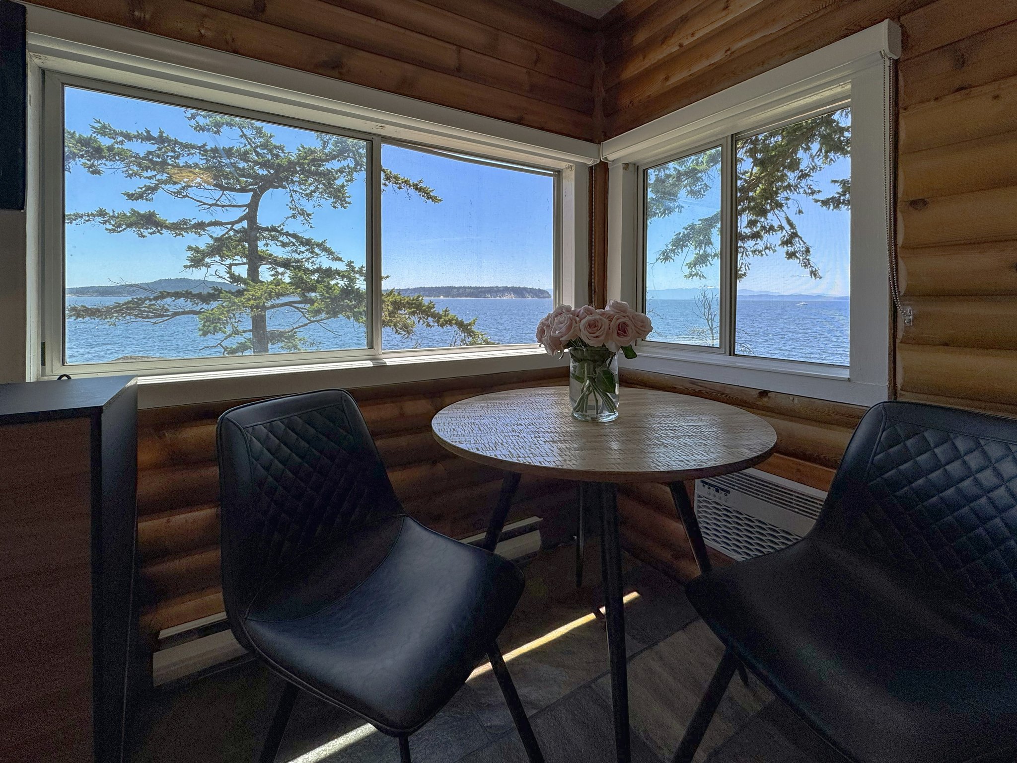 YVepRD3rG0yM2BHqUQwIMA_Oceanview_Cabin_(5)_S