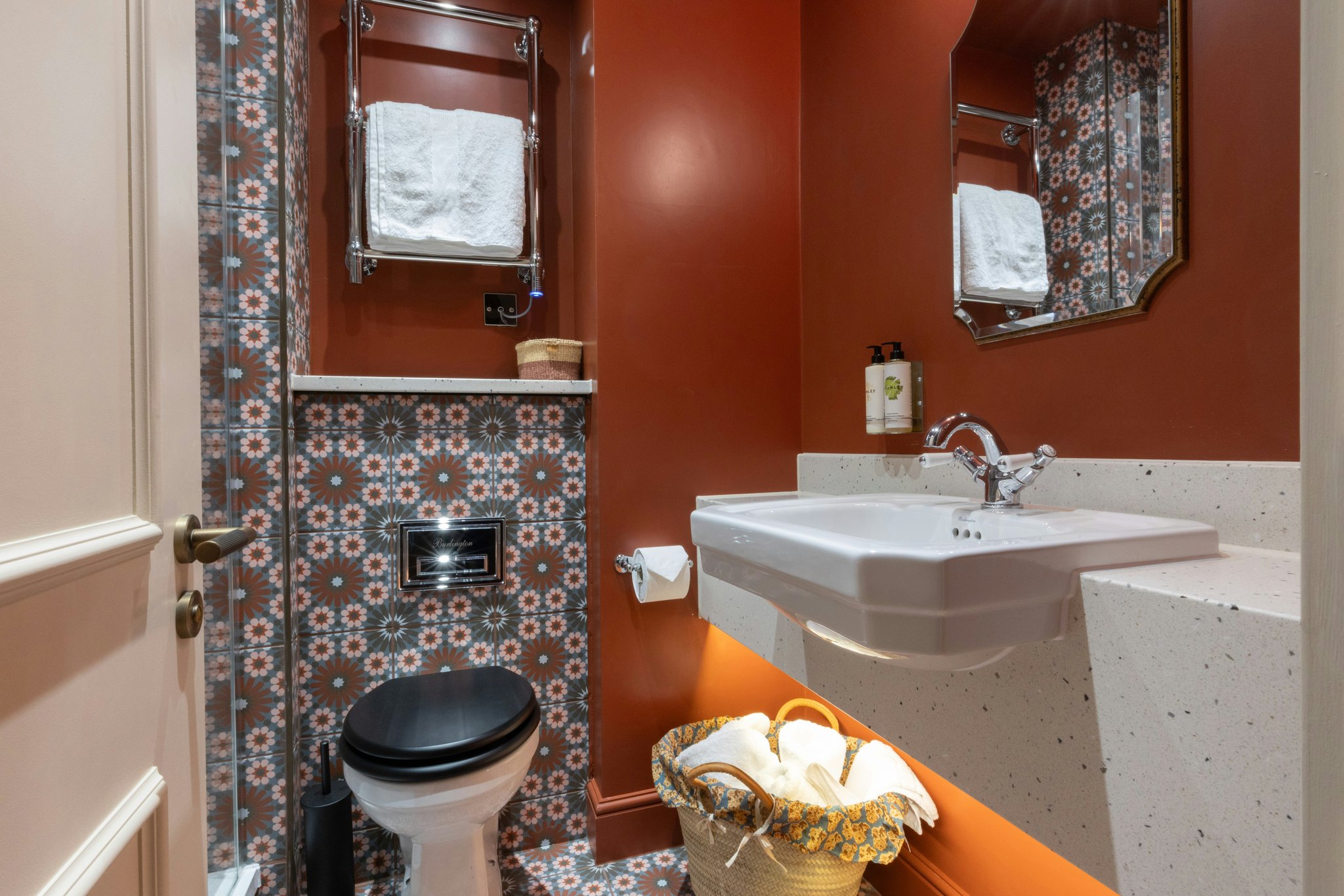 1H7vL2kvjUODhItaNirMTA_Fancy_Bathroom_(5)_S