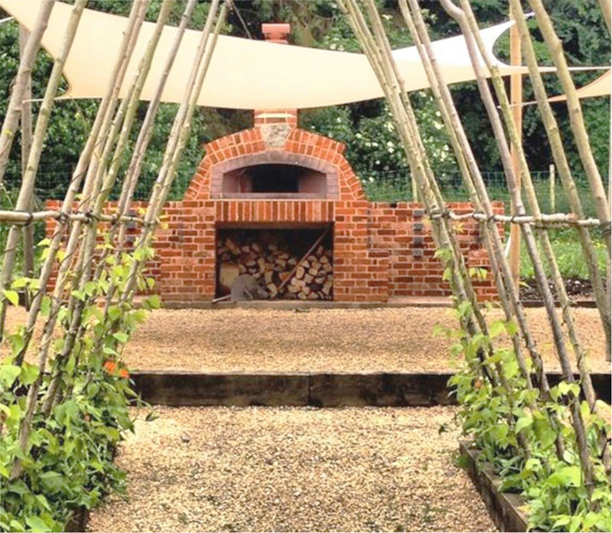 P13qiIJ4UuXGuWmz1E1A_vb5117209_Pizza_Oven_3200x2788_S