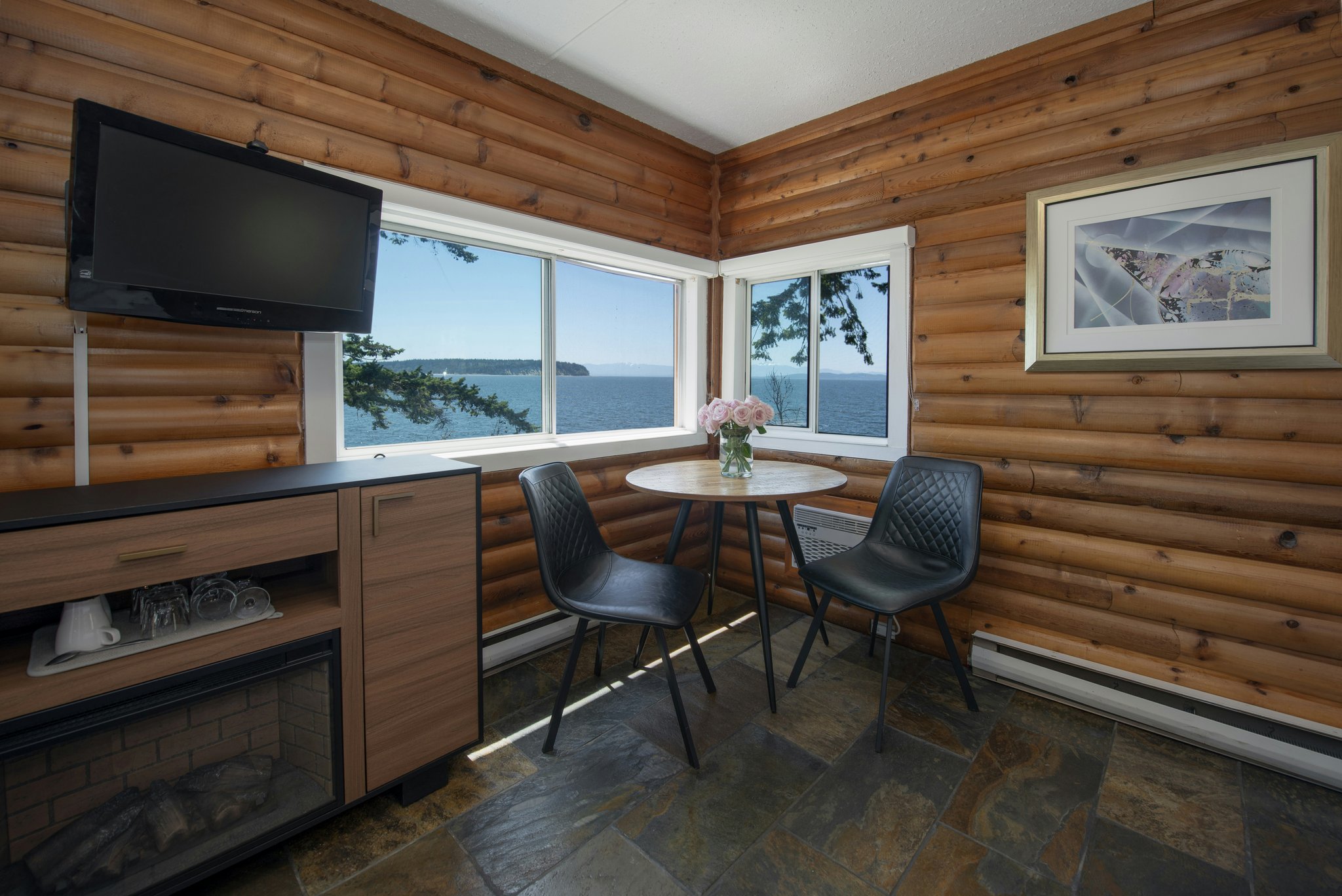OZ6YBL0iGUC3CvnDx6Bsuw_Oceanview_Cabin_(3)_S