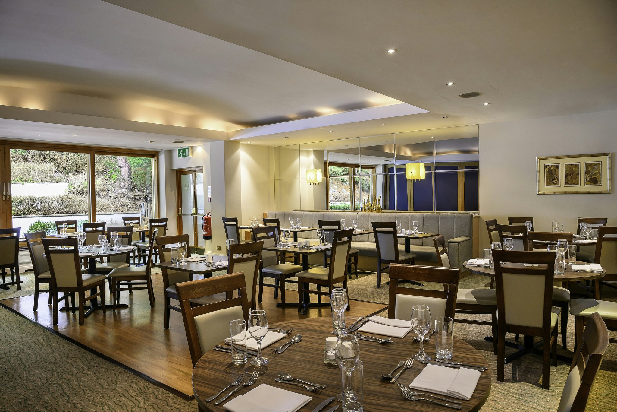 eV4cdAtTEa2PT1GJvSdRg_Watermark_Restaurant_1_S