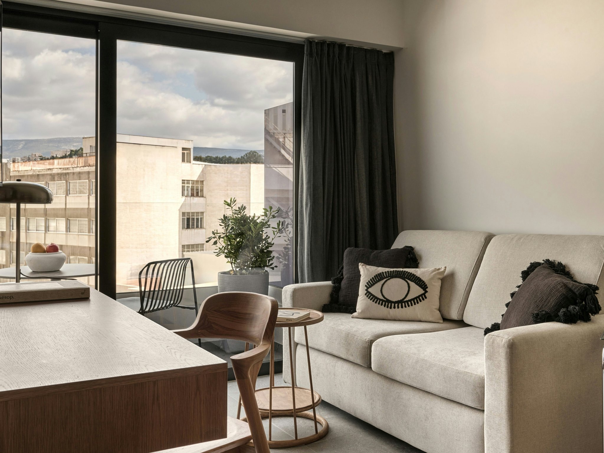 JNNC2SqZuEajg3zz1qZzjQ_Superior_Double_Room_with_Balcony__S