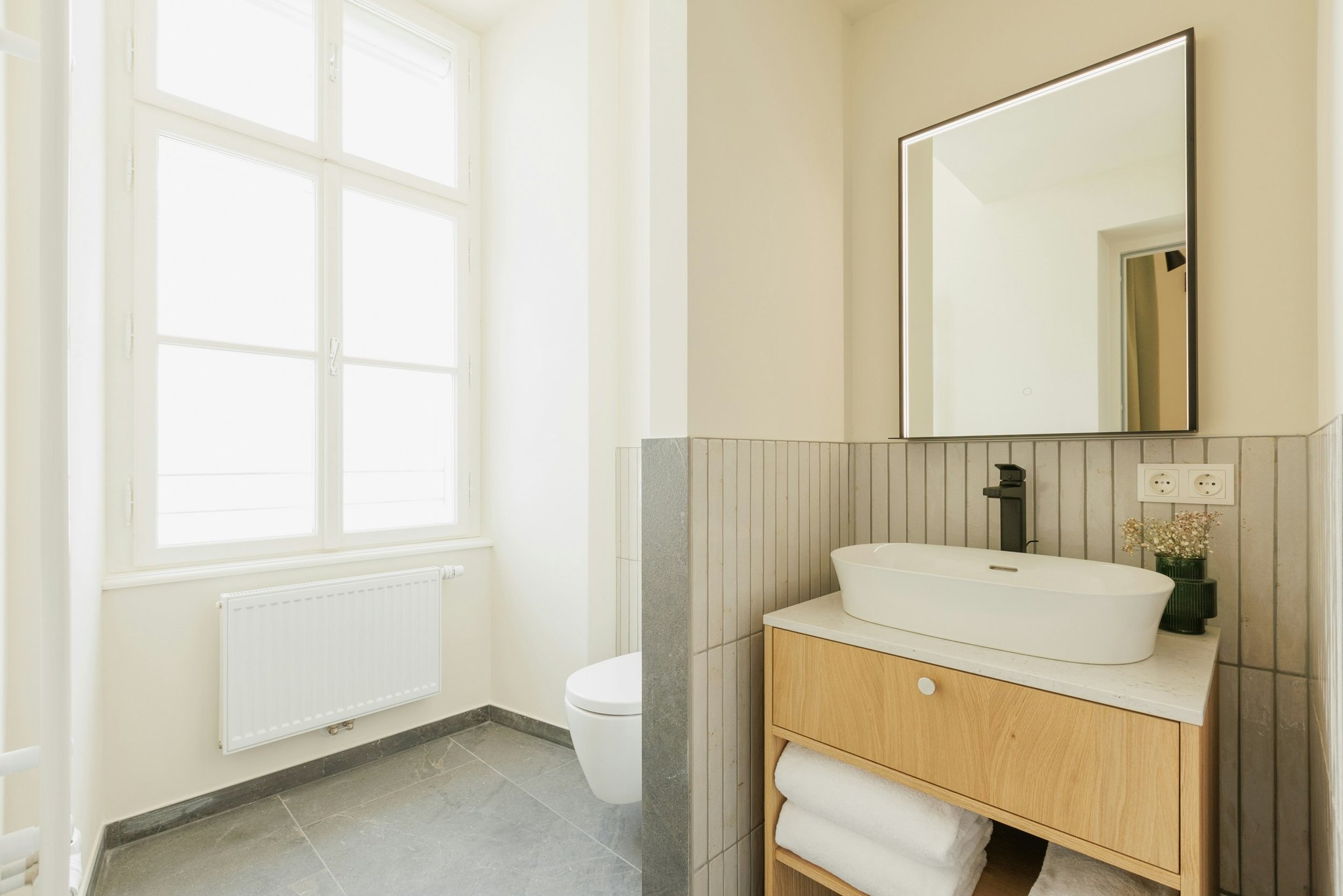 qAPEOkxAQkqvo5e0rM1w_Wilde_Vienna_Bathrooms-3968_S