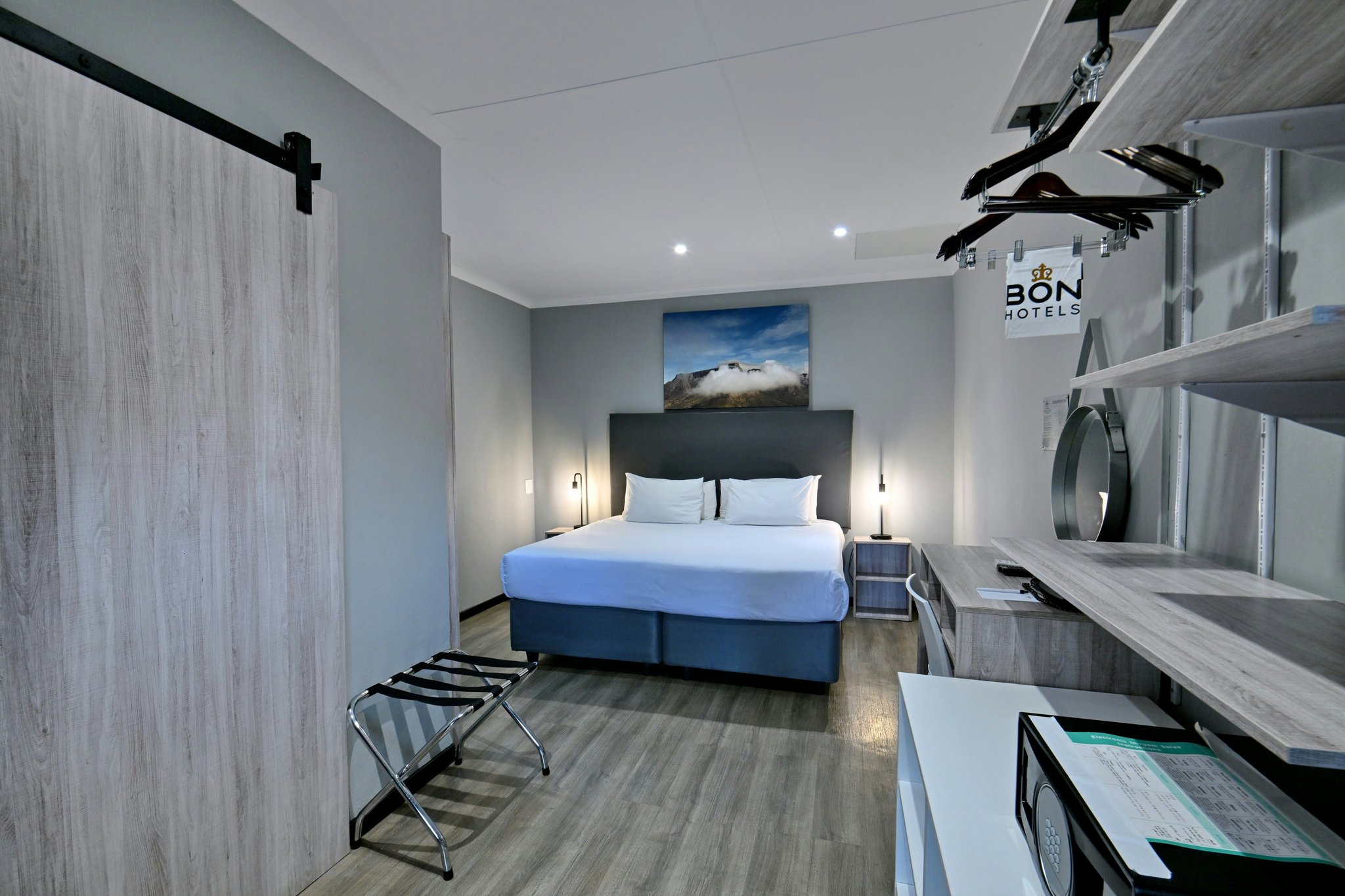 5bOQIjhtESfYRbs9RNABw_Room_409_executive_(2)_S
