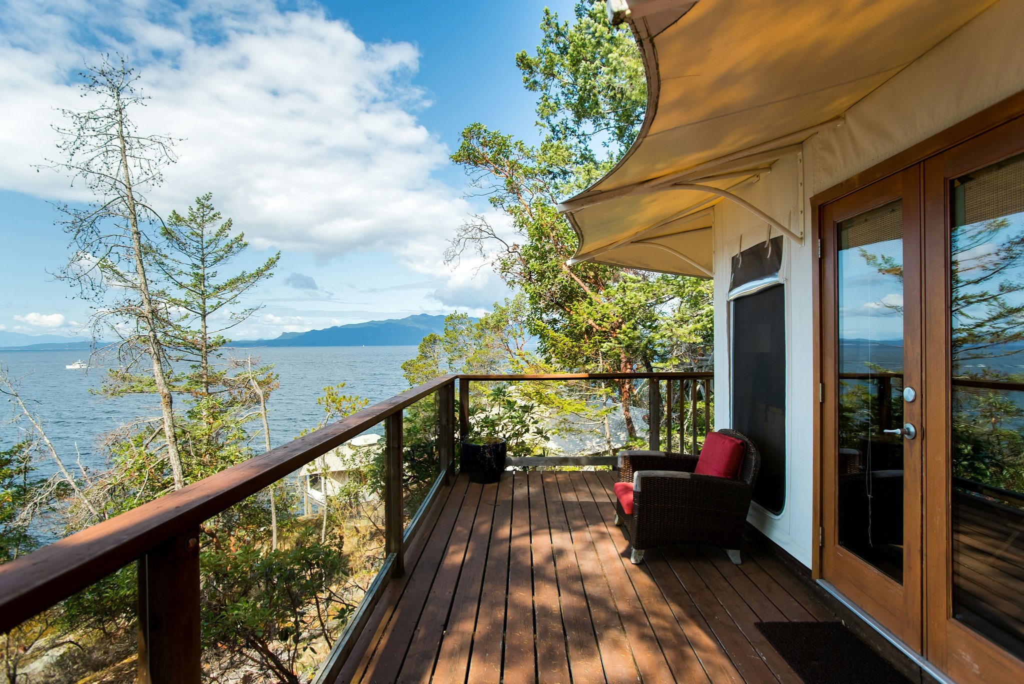 qU2YhX4aYEutTc64fEsfA_Premium_Oceanview_Tenthouse_(1)_S