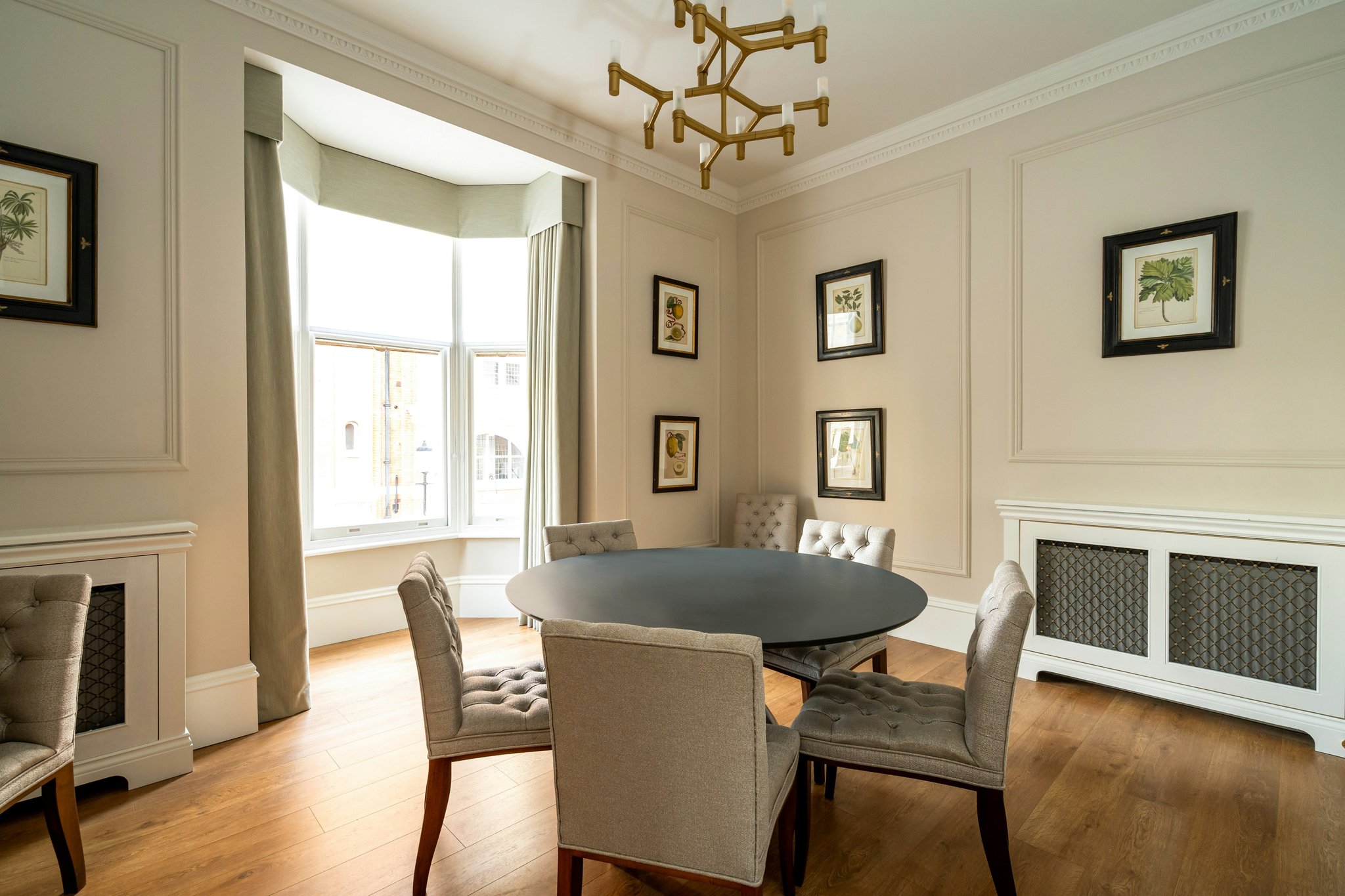 MvdVWiVfVUKovoWCT6zZQ_Dining_Room_2_(HD)_S