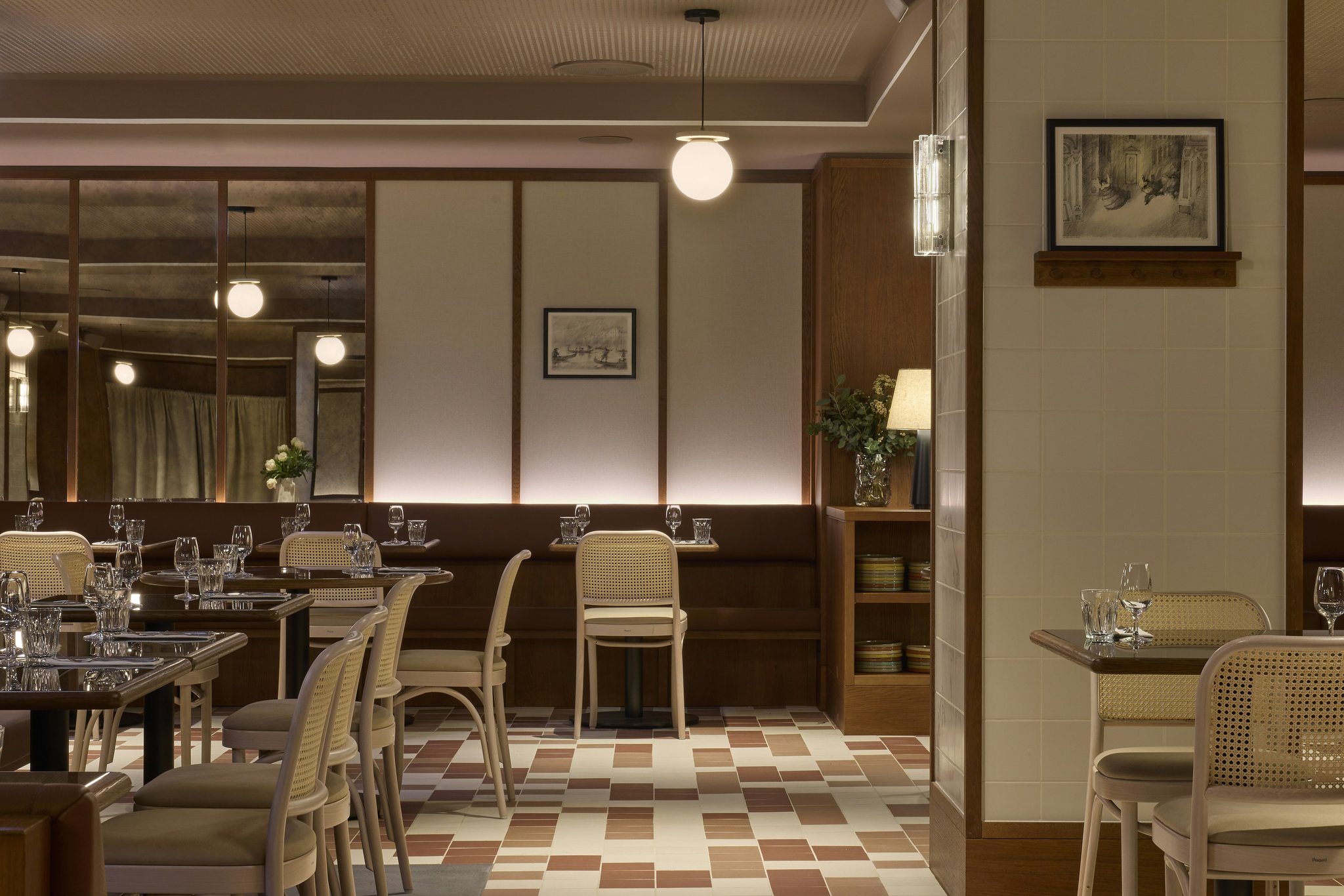 j2K2D1uUkOB8xbqnGCJQ_Restaurant-00_S