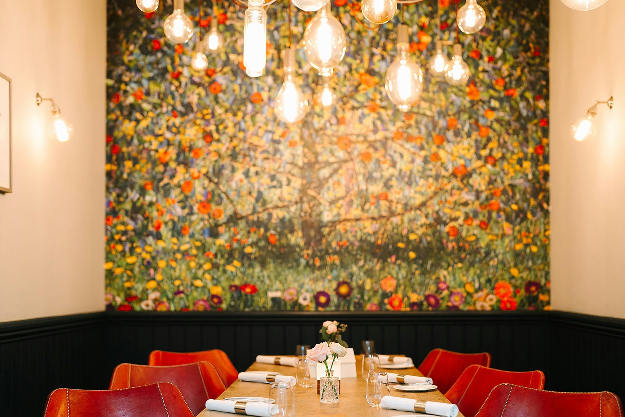 JxlmKYddp061DwZjQgNEUw_vb5108993_Chef_s_Table_at_The_Aven_S