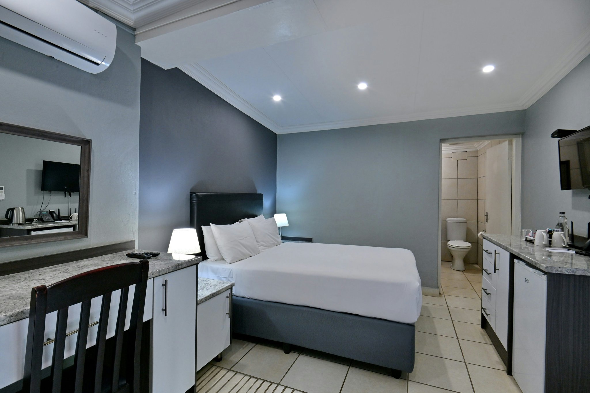 1aVEkETCkCkd5VGmXZxRQ_Room_115_Delux_(3)_S