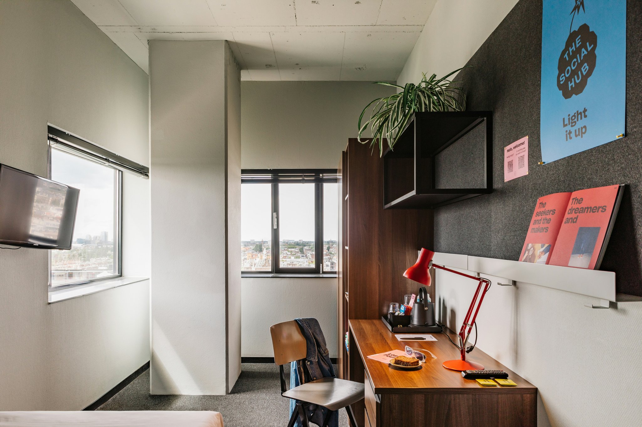 G2YMN7iCJEuxDCVGp4HR9g_Executive_Single_Desk_(1)_S