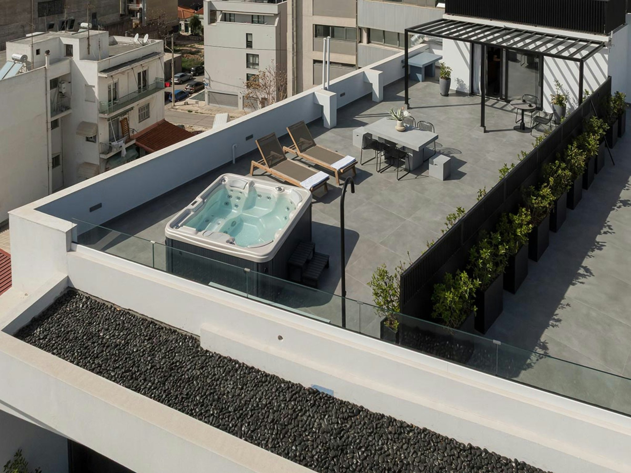 EUhyi4rNF0GzOVsYa5eg_Acropolis_Outdoor_Jacuzzi_Penthouse__S
