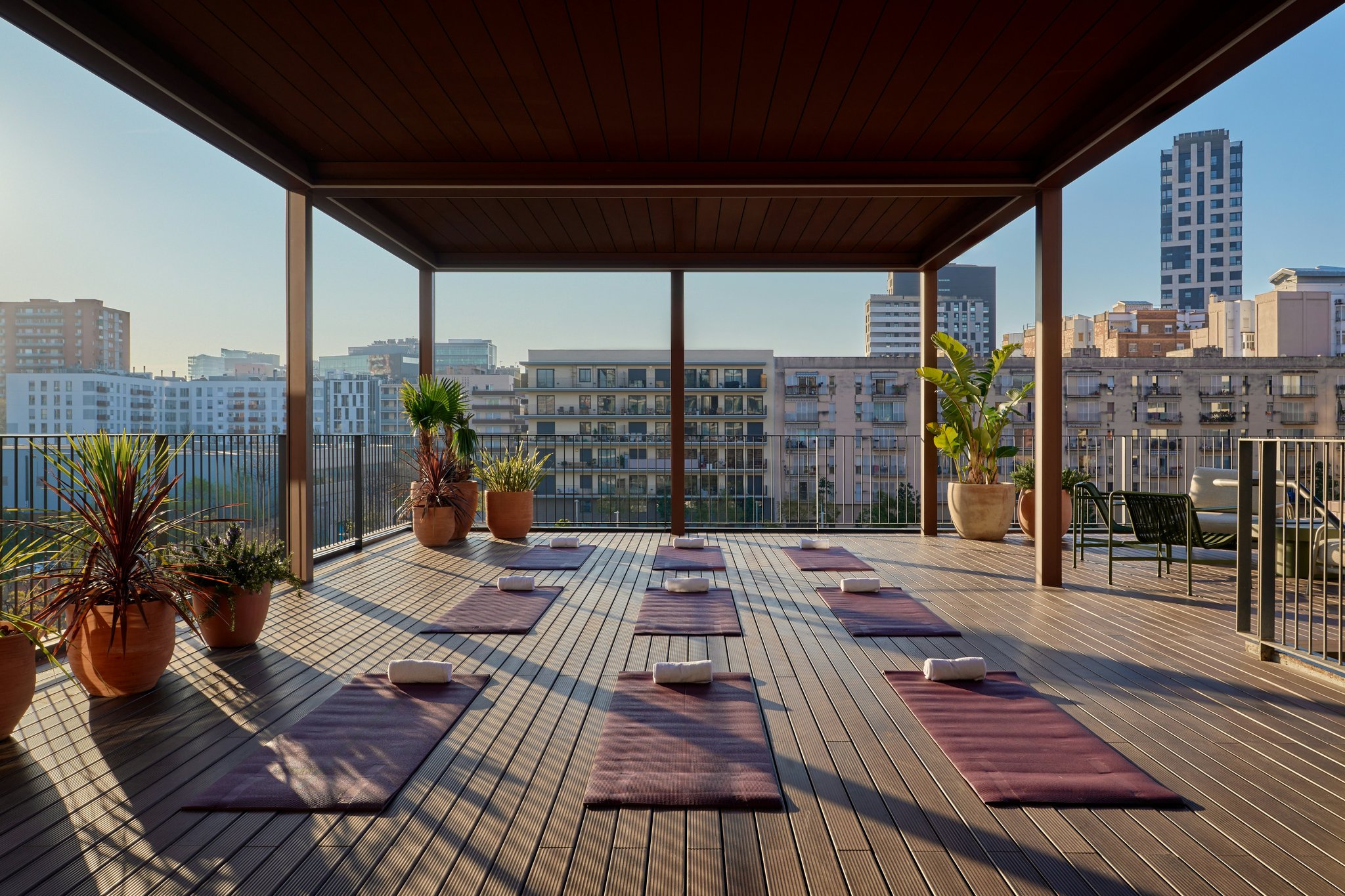 NKIpNV2LU0ERYFMJC916g_Barcelona_Interior_Terrace_3rd-floo_S