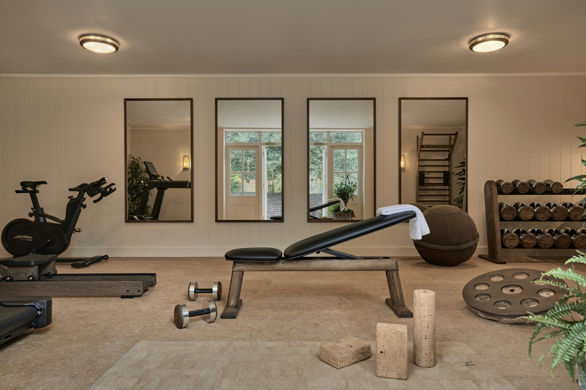 XYwnQSHx5E6g8otpDFxHPg_Bloomsbuy_Gym_S