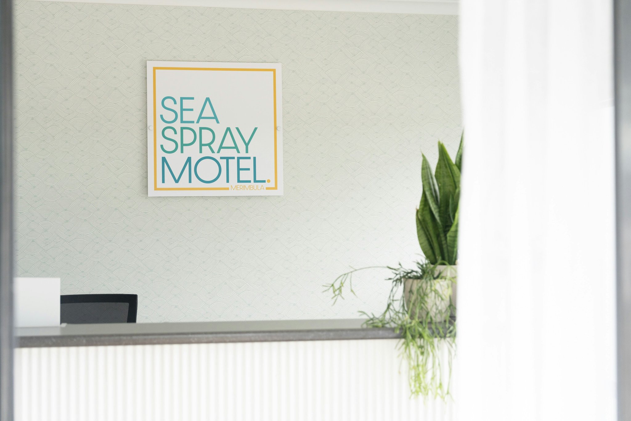 XuxmRtGVCE24VgUVX3LfrA_80-SeasprayMotel-81_S