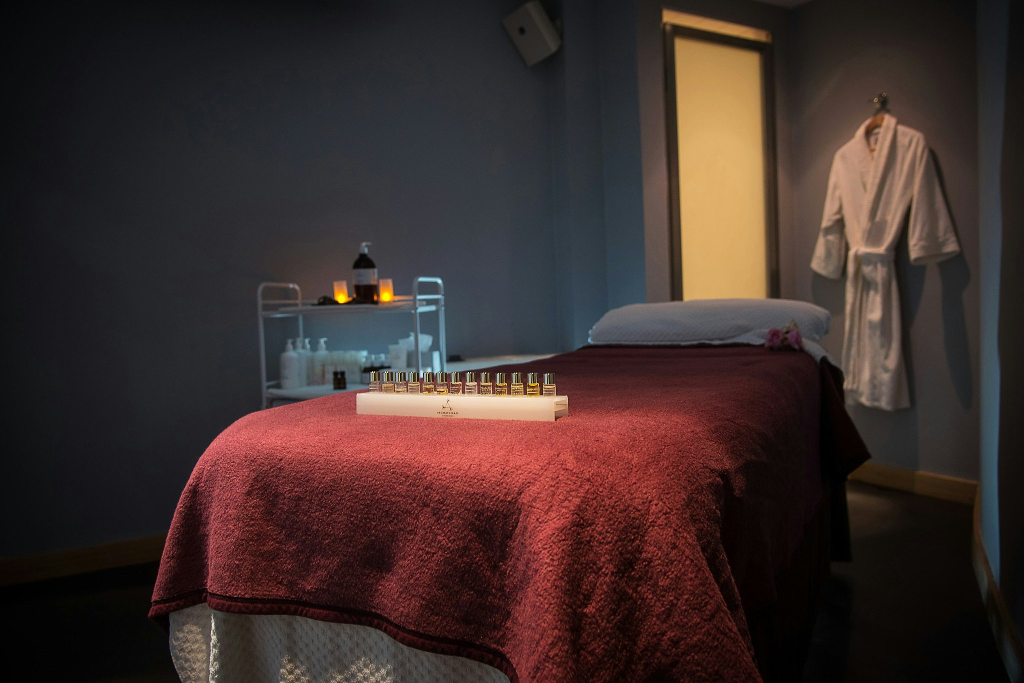 1wQ3dGfsYUS9R7JYH9CMEA_SPA_Treatment_Room_S