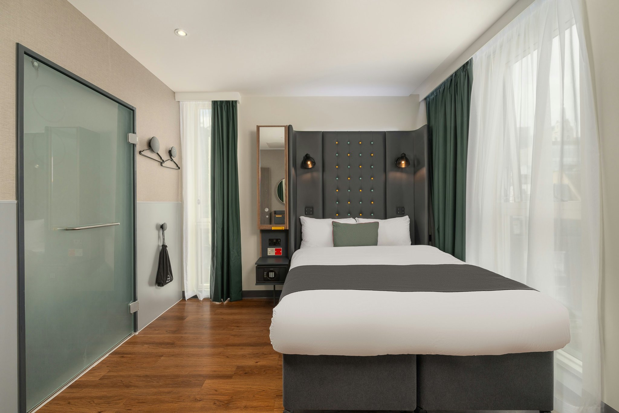 yCquUwmYqUSBOVKC9qIwA_Shoreditch_Accessible_Bedroom__S