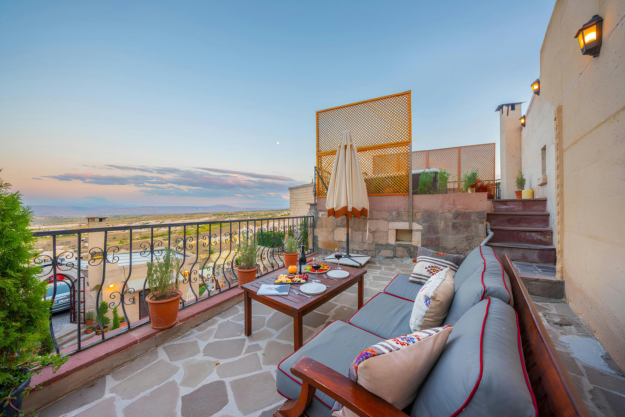 TH7P87H4HkCksdVFuF3Vmg_Deluxe_Room_with_Outdoor_Hot_Tub_a_S