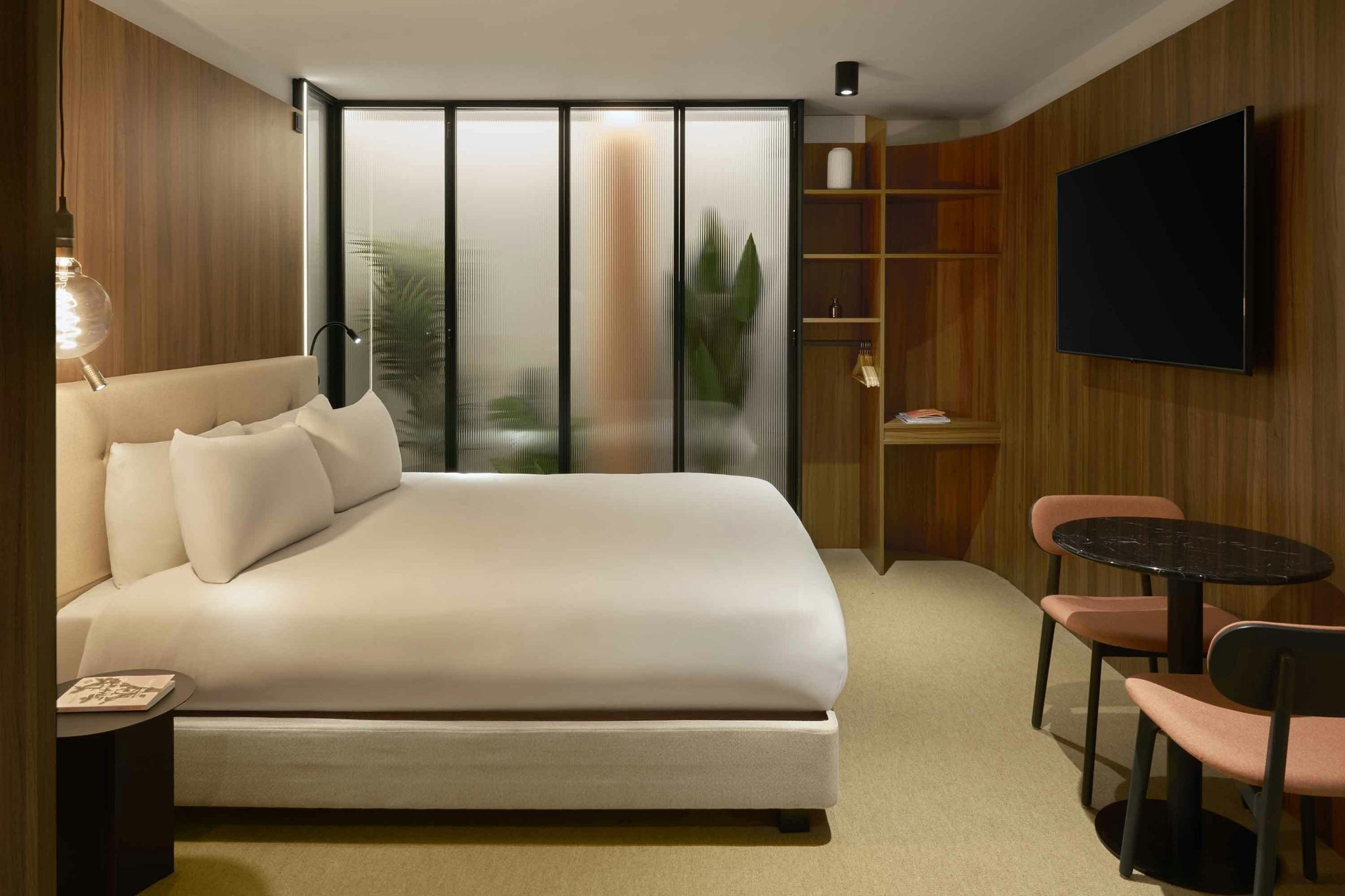 KQUG6c0lwk6KEbSHAJyPeg_Snooze_Room_(2)_S