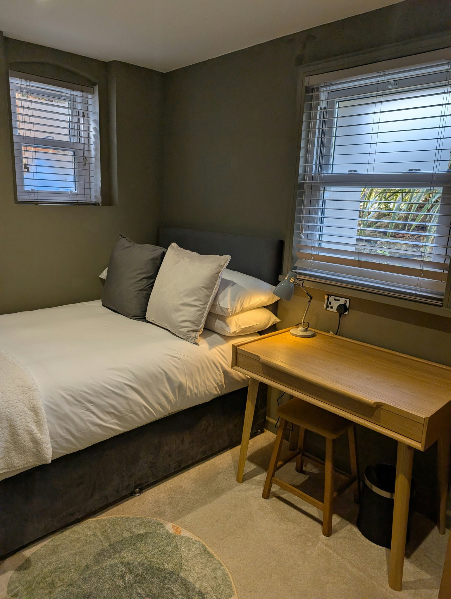 W79C2RHPEaQ0RtuG6aV1w_Budget_Single_-_Room.1_S