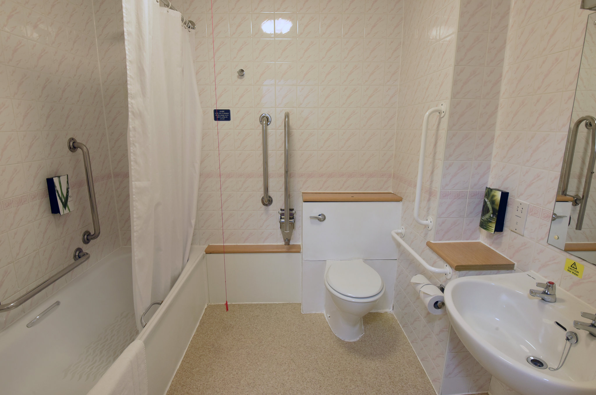Accessible_Bathroom_S