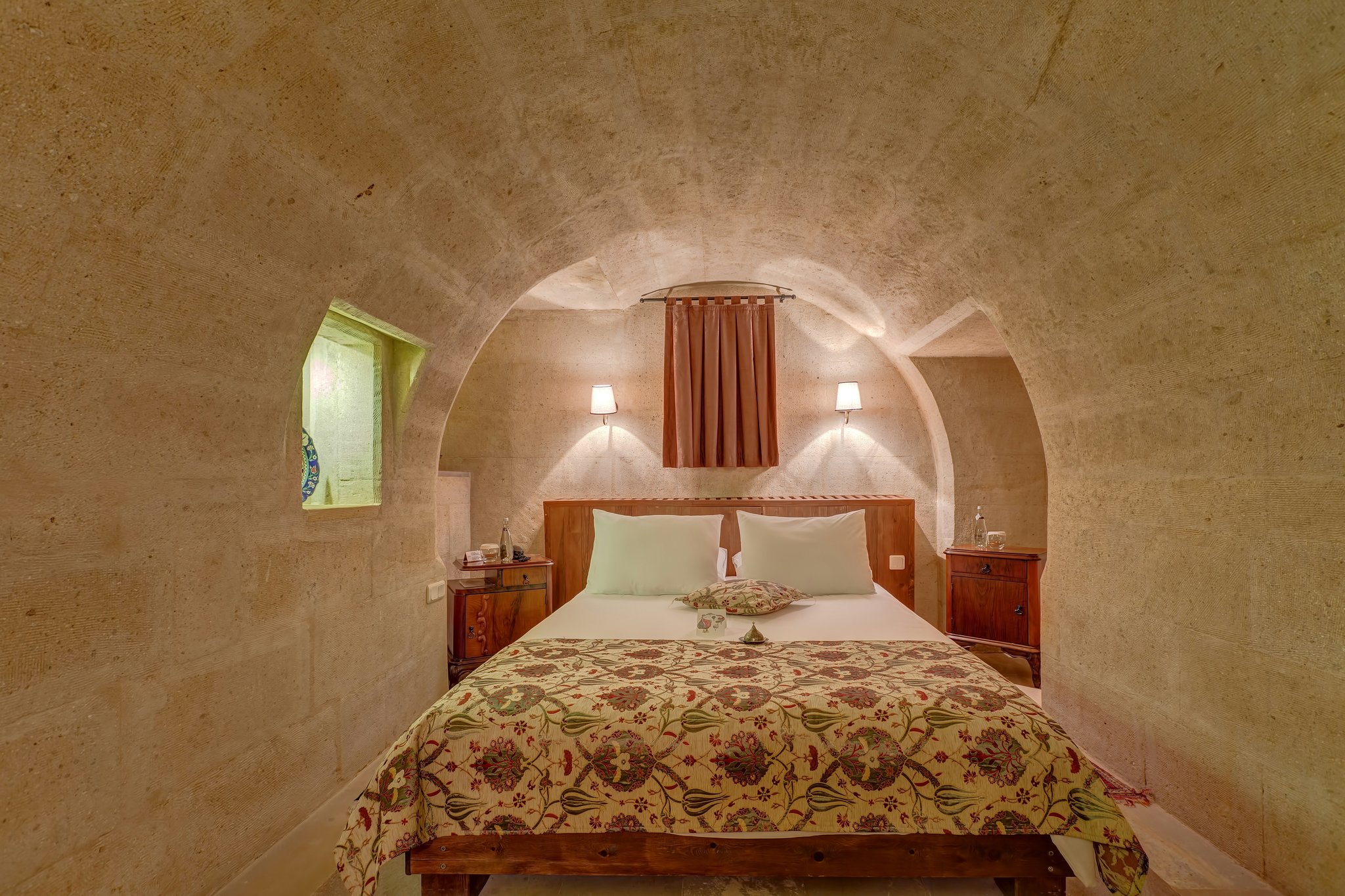 eMy36b1b8EiK6xreRRXsbQ_Junior_Cave_Suite_with_Fireplace_S