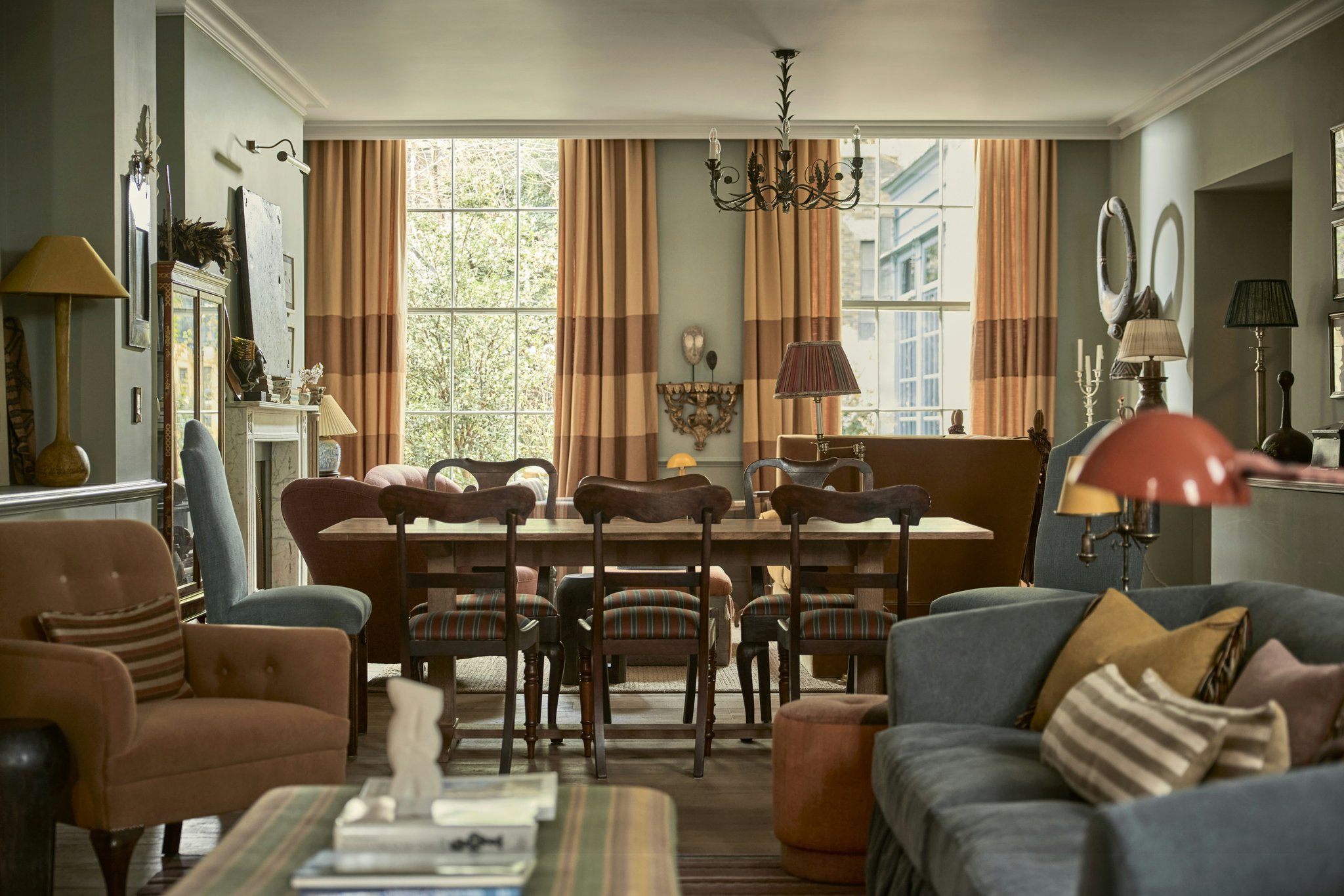 MDJKB9nIUEaJ863dMNyfhg_The_Drawing_Room_2_S