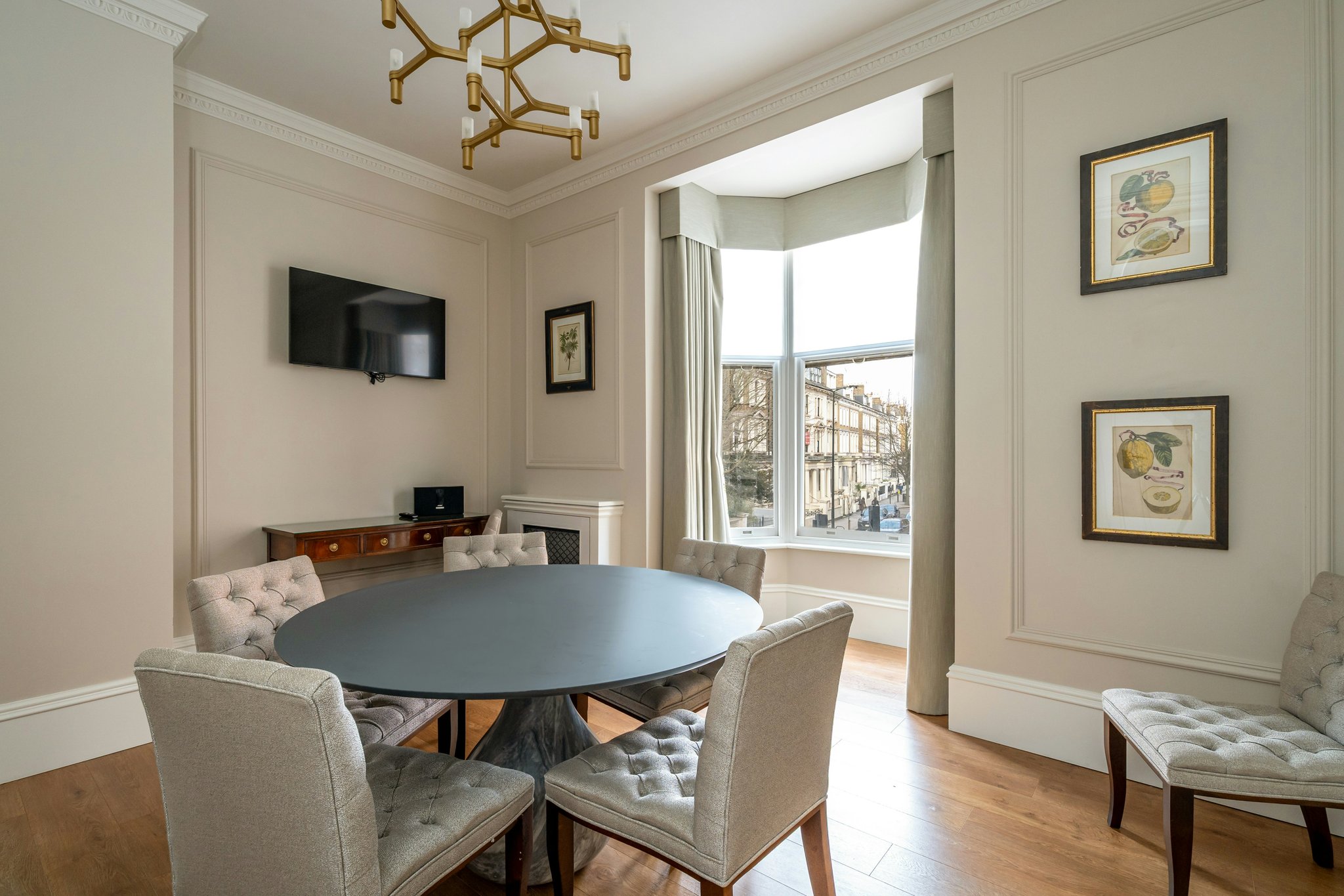0GrDm8NSEUSfLNj93zZNJA_Dining_Room_1_(HD)_S