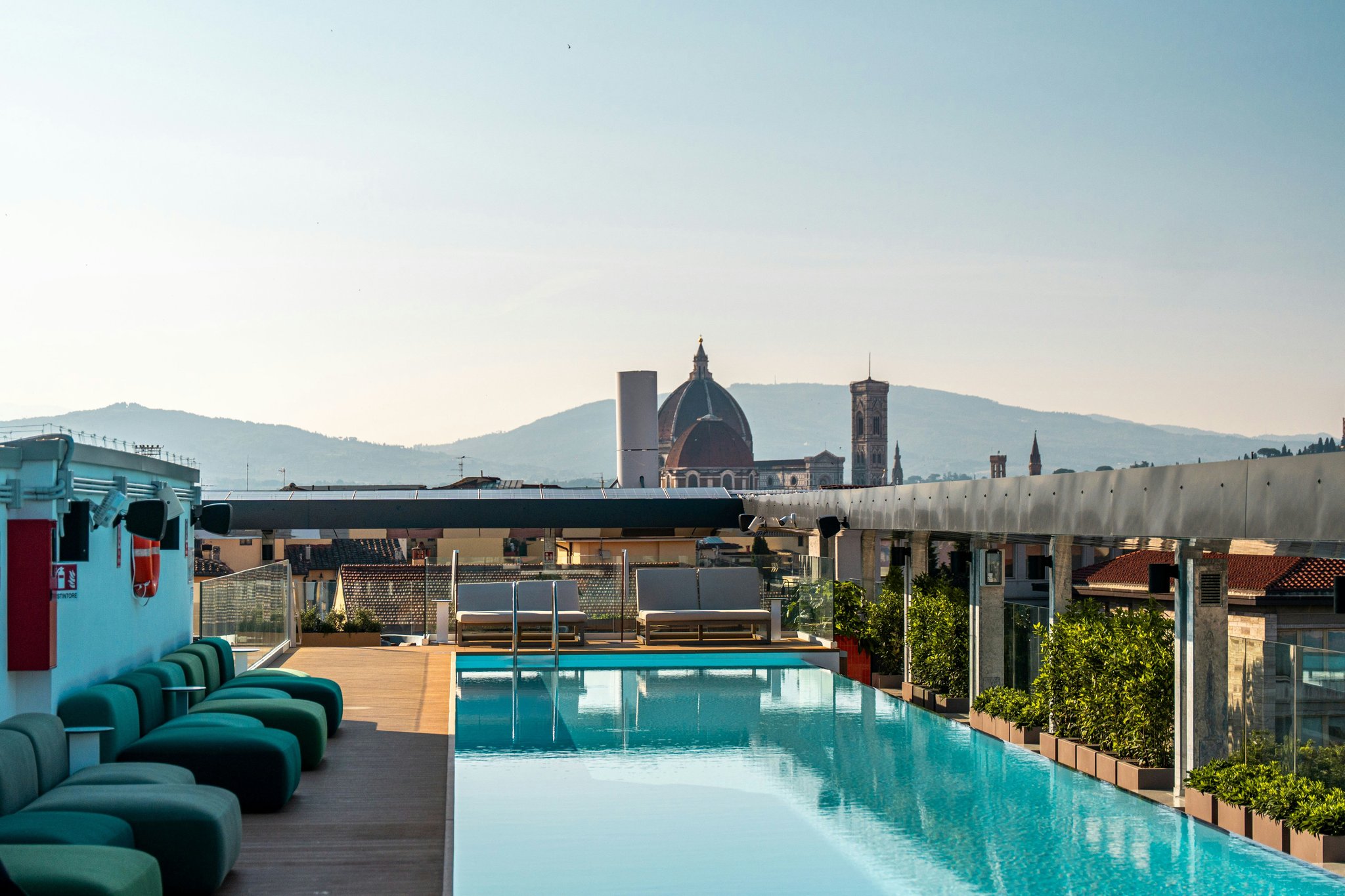 ynMyAhhb7kmeRbz9GgWjLw_The_Social_Hub_Florence_Belfiore_R_S