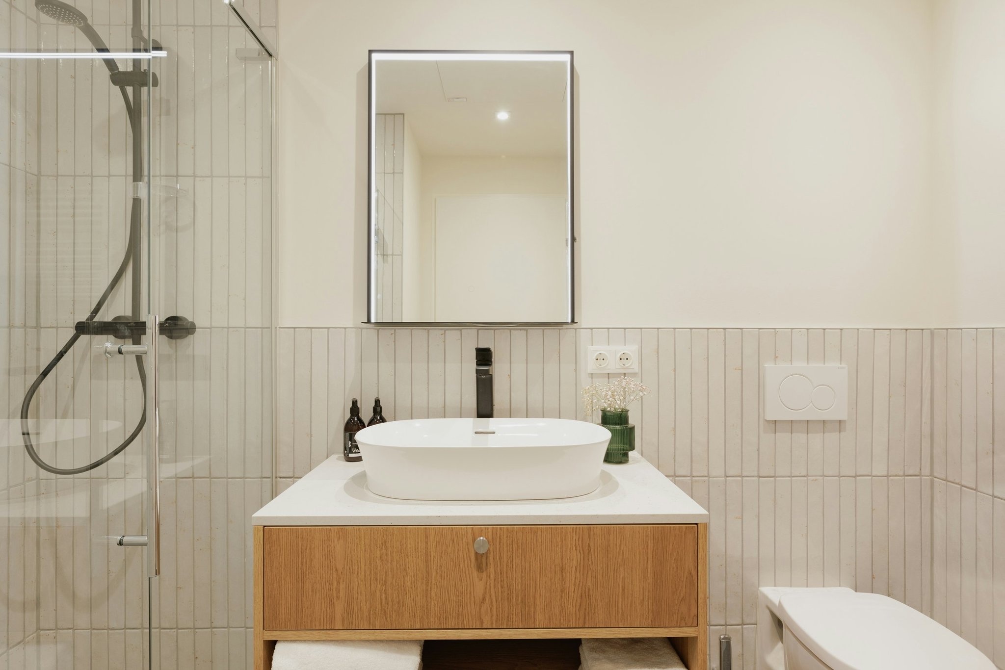 tK5VNK6vL0CBelkRkHPYw_Wilde_Vienna_Bathrooms-3842_S