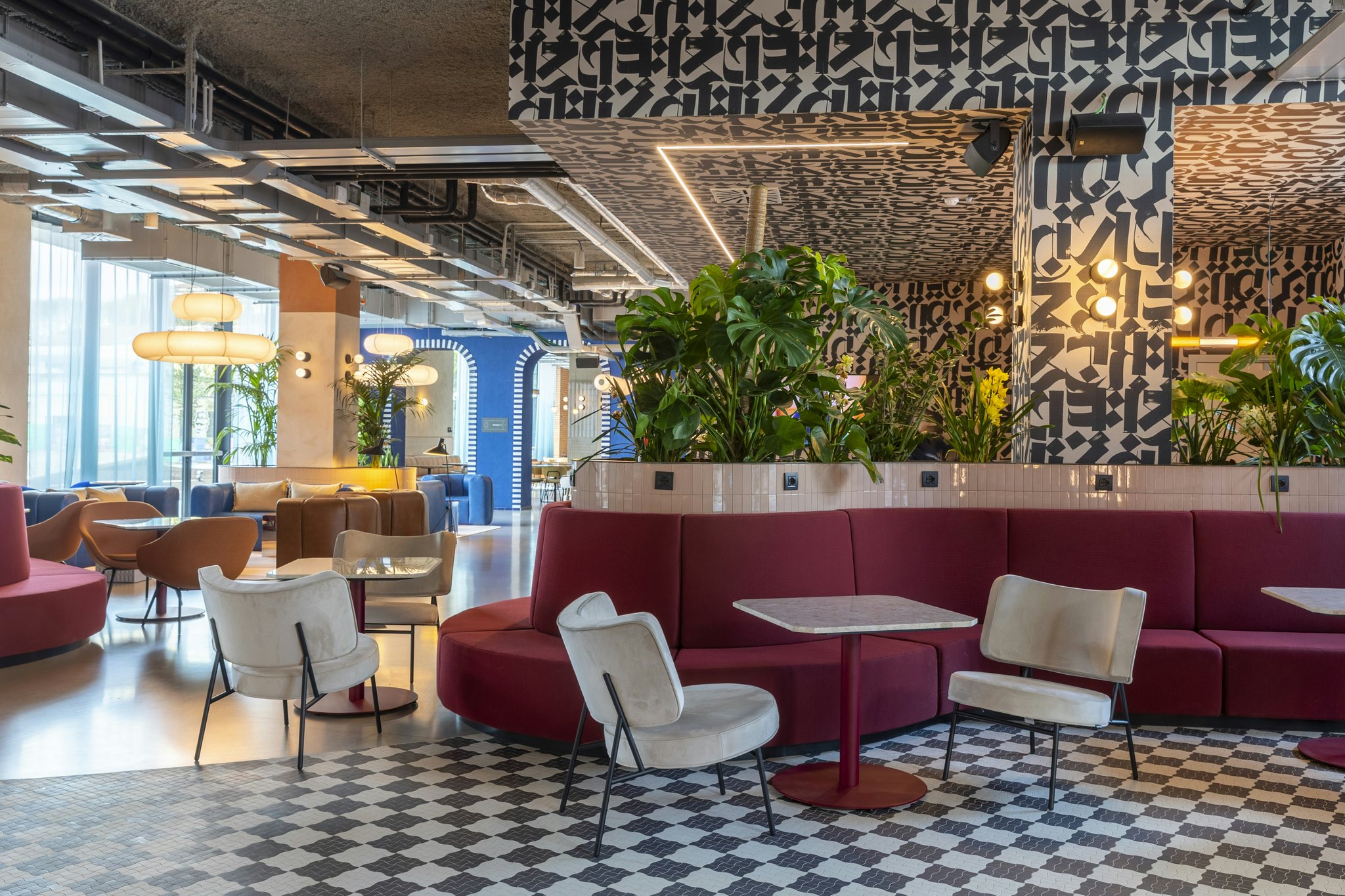 cSWMc9YUeeFlWiyCBQ_The_Social_Hub_Rome_interior_lobby_202_S