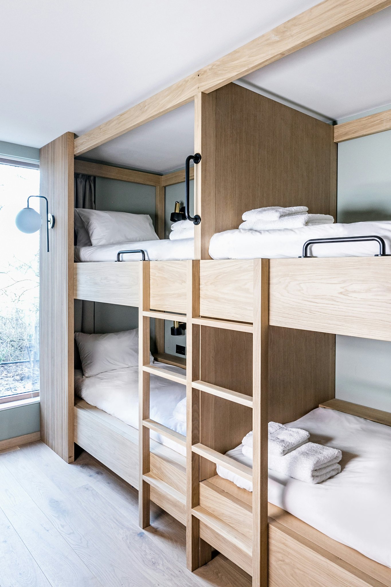 iVwnh8qayUGN5dSL5xrkA_Bunk_Room-01_S
