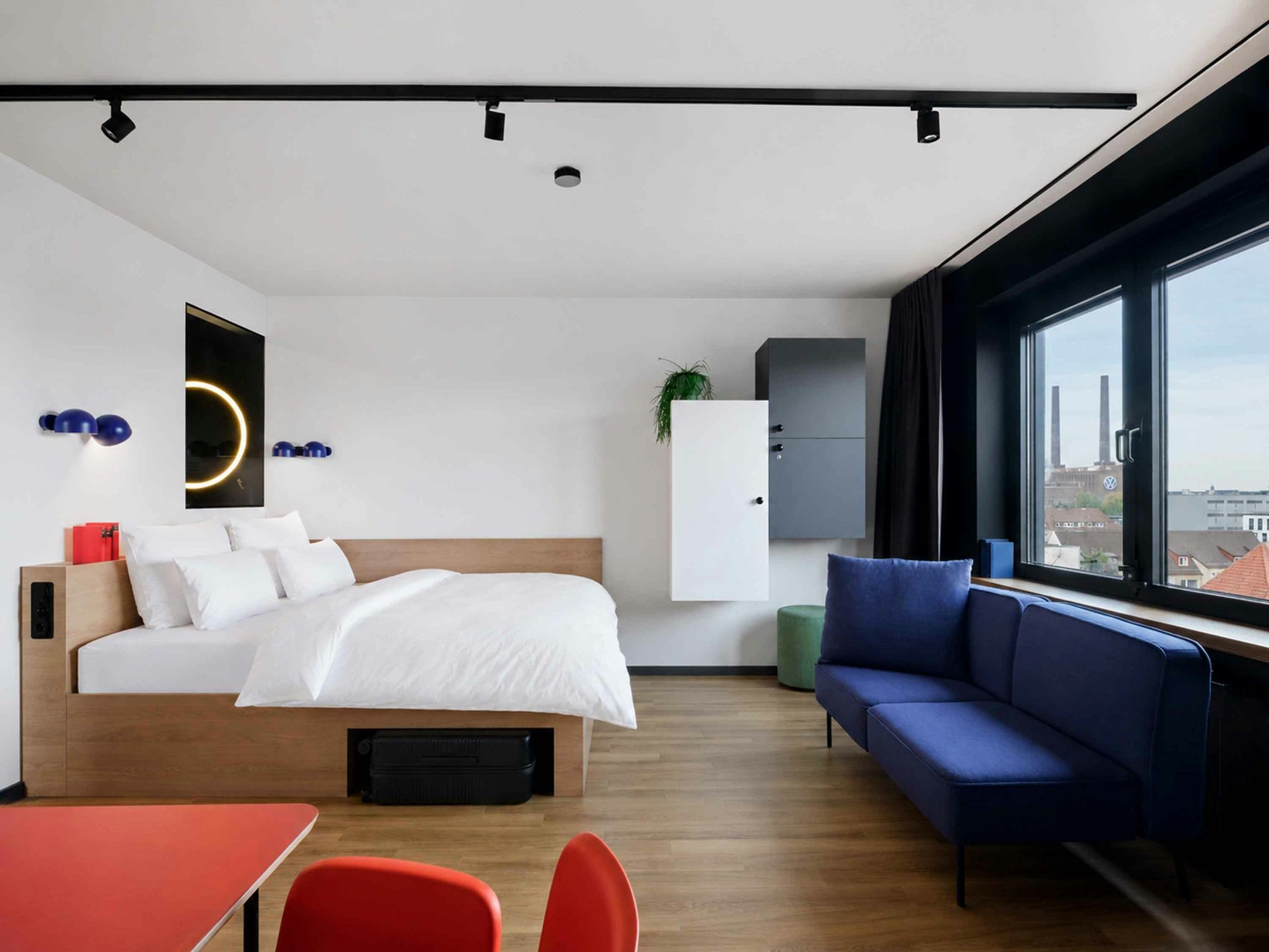 UE9jBC0eKkGc2hlKH8xTcw_Apartment_with_King_Bed_and_Kitche_S