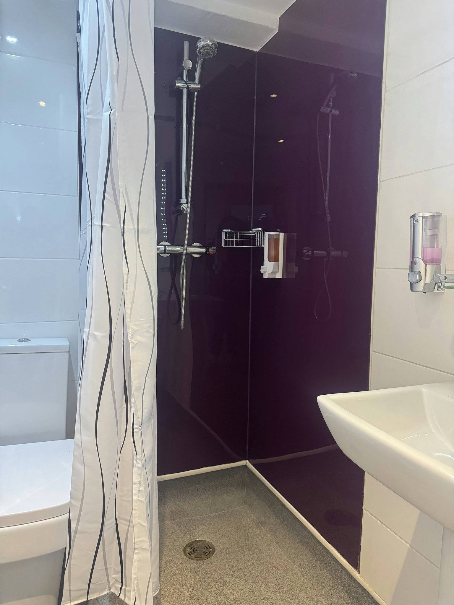 xNTwrK7owEeAHLJpgviFiA_River_View_Double_Room-02_S