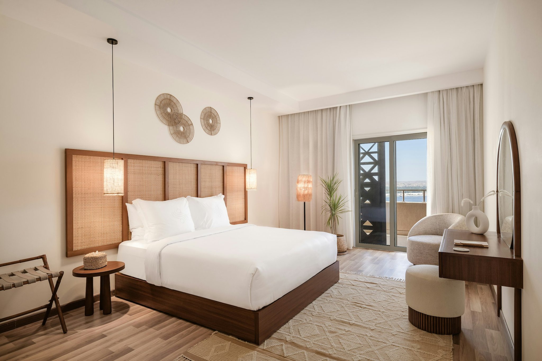 65l2zWh7EOWgRT6GOGW3g_Deluxe_Room-04_S