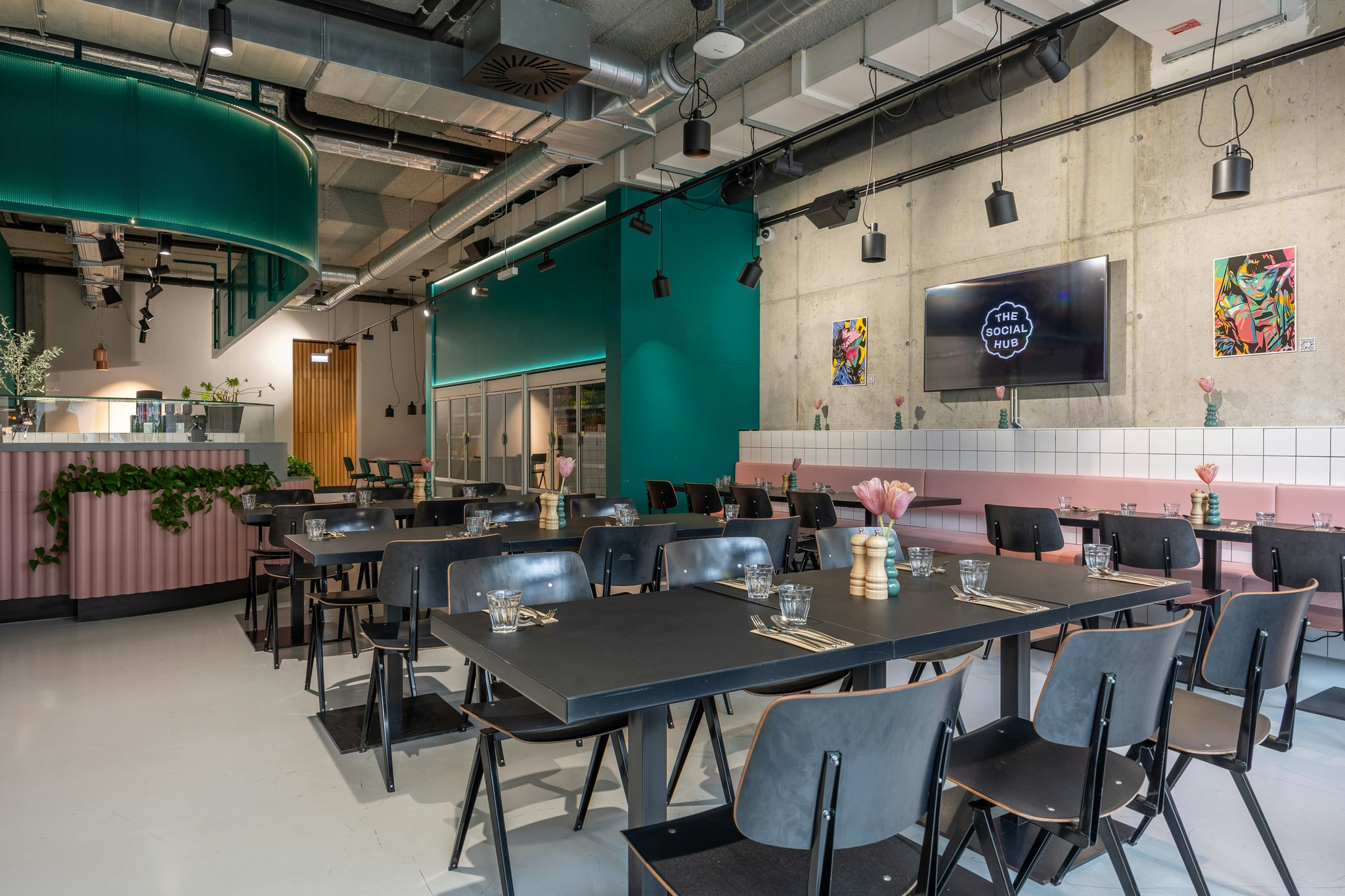 MJVGHx6JBUWKiAn75gYIGA_Vienna_Interior_Cafe-Overview_2026_S