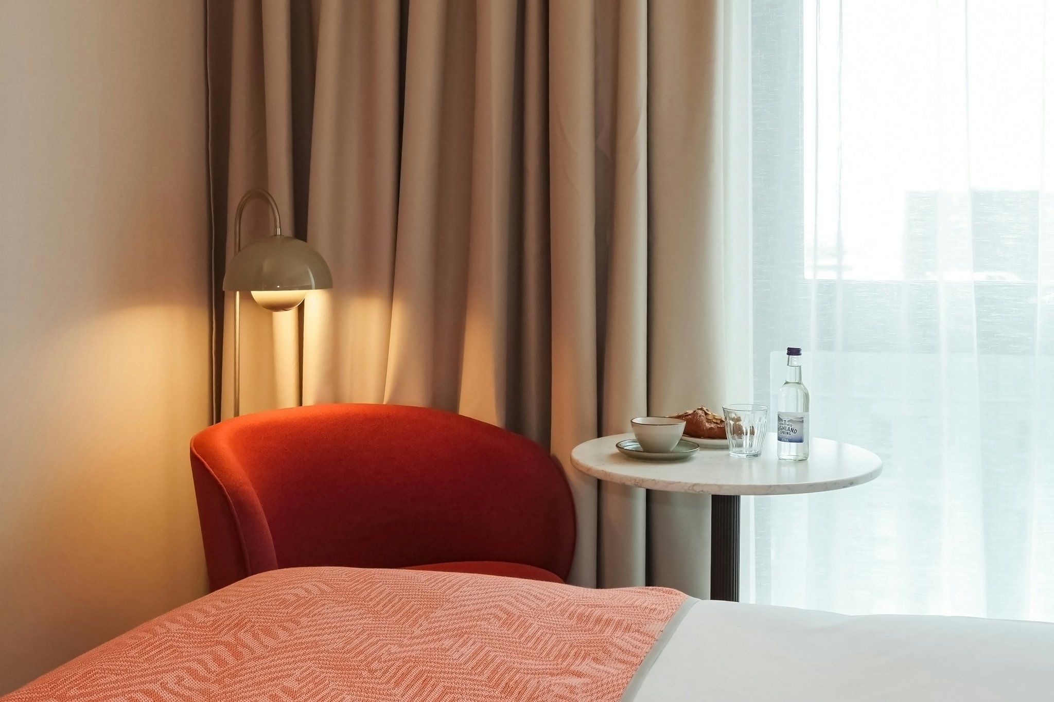 kdpsjlKEXkKKVQcFMq9Azg_Glasgow_Interior_Stay_Signature-De_S