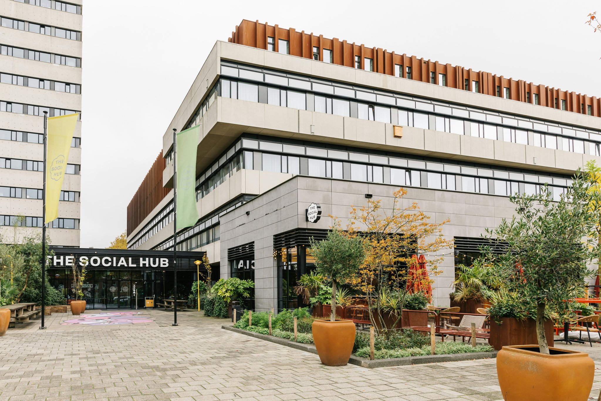 Wse7E2MWEymDqLLo9vusA_Amsterdam-City_Exterior_Facade_2025_S