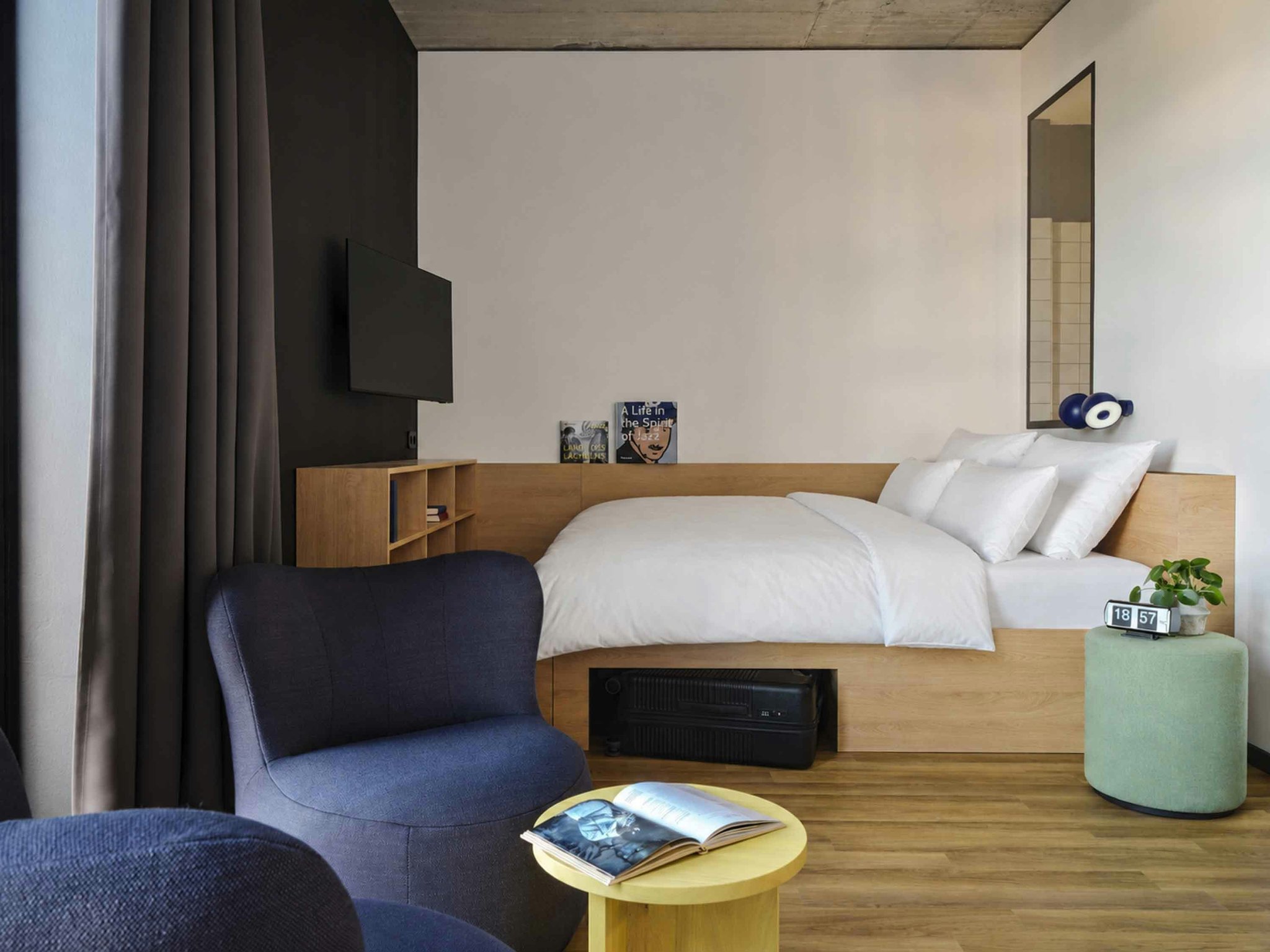 xClp1vff3k2Lh7zmFL1mw_Apartment_with_King_Bed_and_Kitchen_S