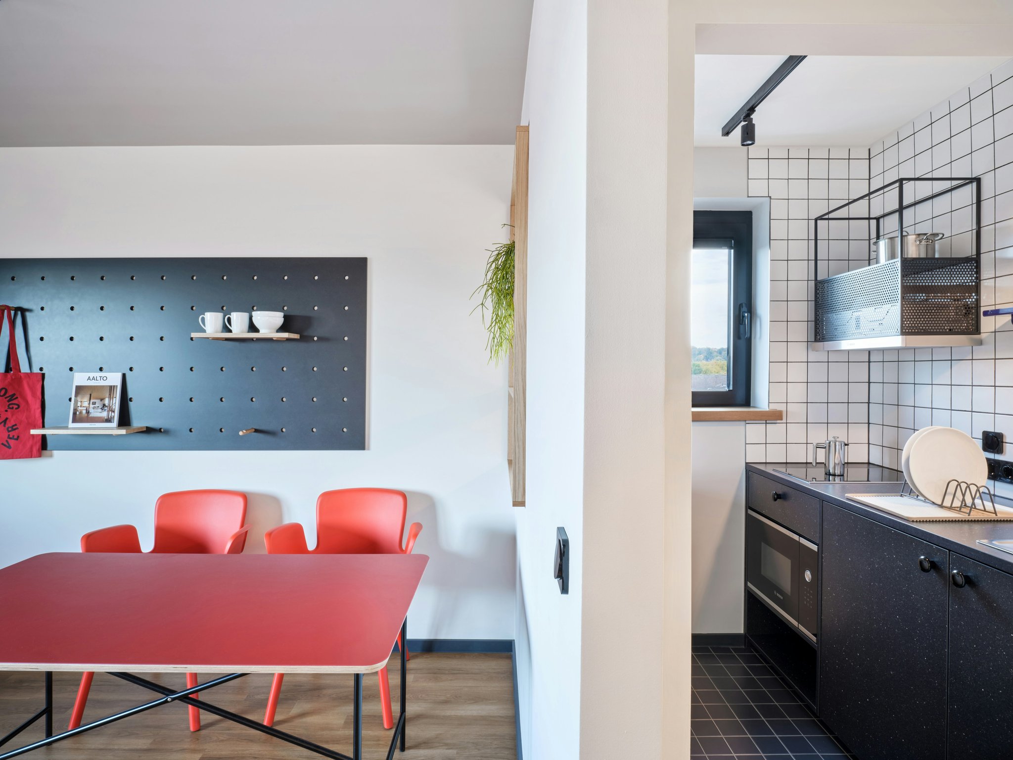 WfD2TFMe0EGjEh3iXLrLg_Apartment_with_King_Bed_and_Kitchen_S