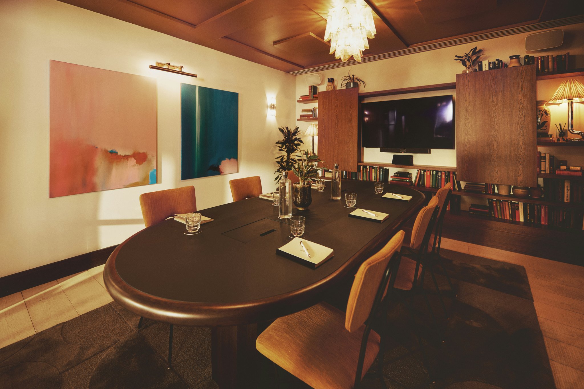 QNcdslMWyESeRvcwi9yg_Boardroom-00_S
