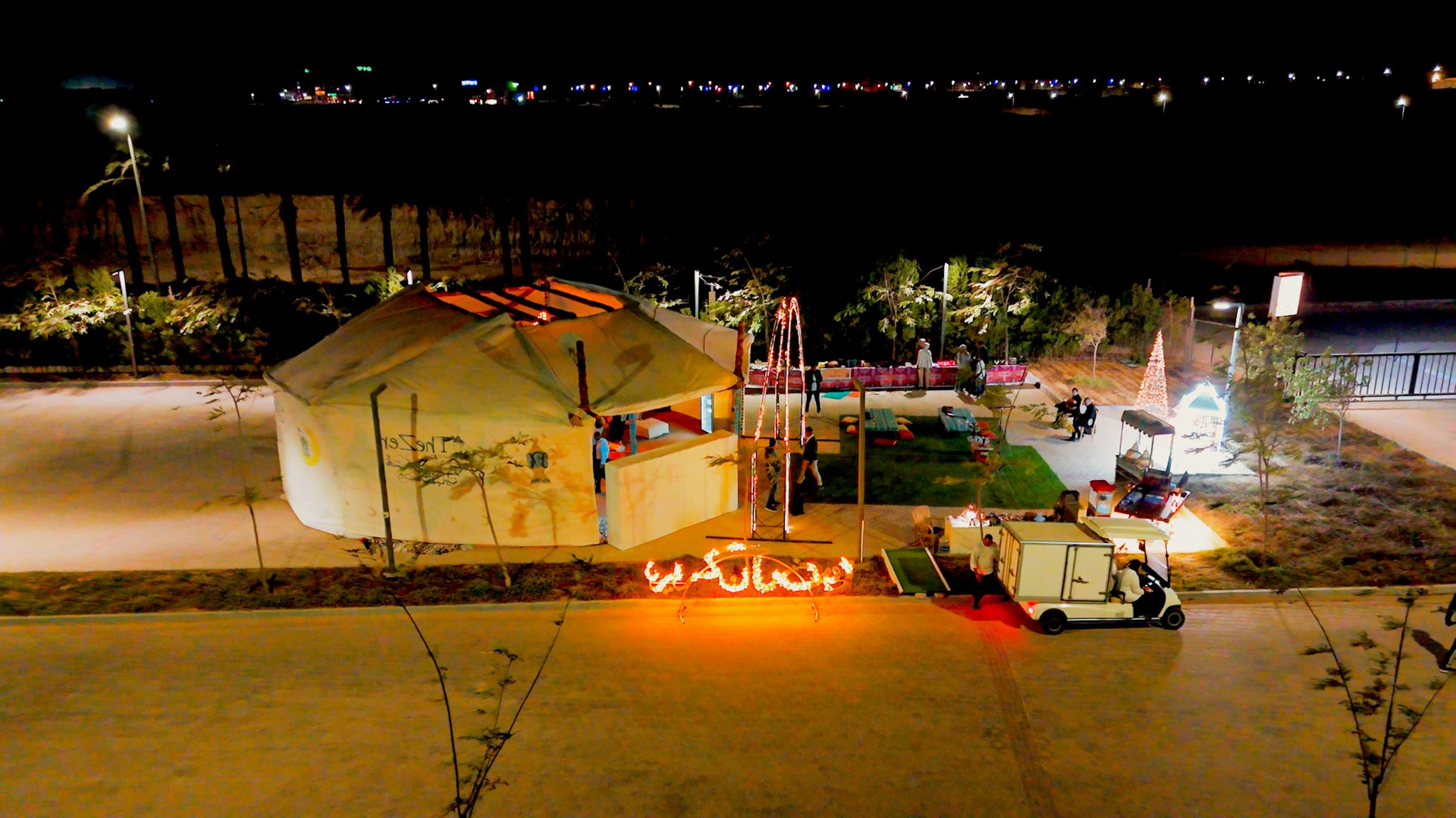 gHPmkBOoEWZFhCb7DiFaA_Ozen_Tent_(2)_S