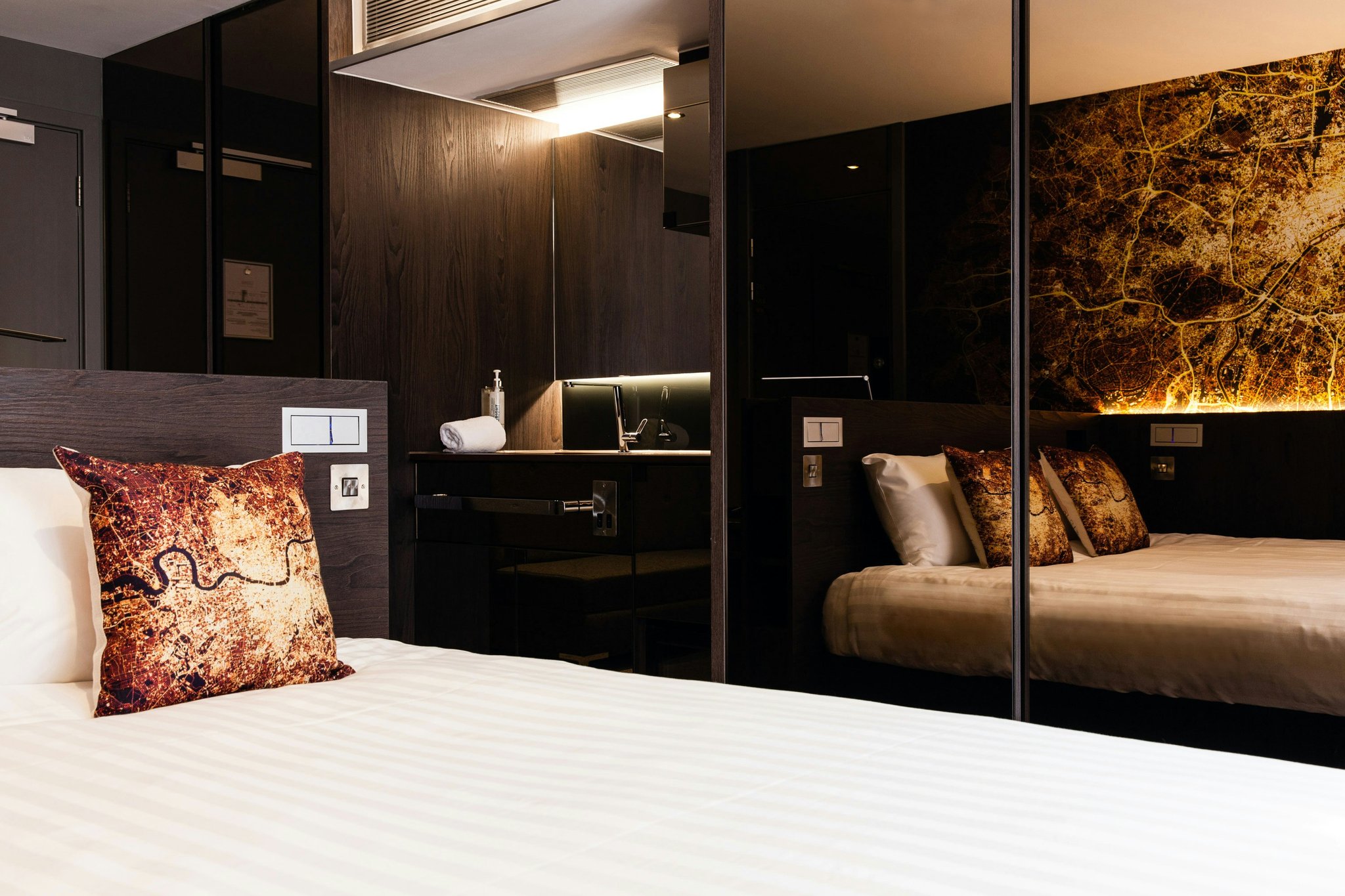 4sXqFsPoF02TPZSvdrIOiA_Double_S